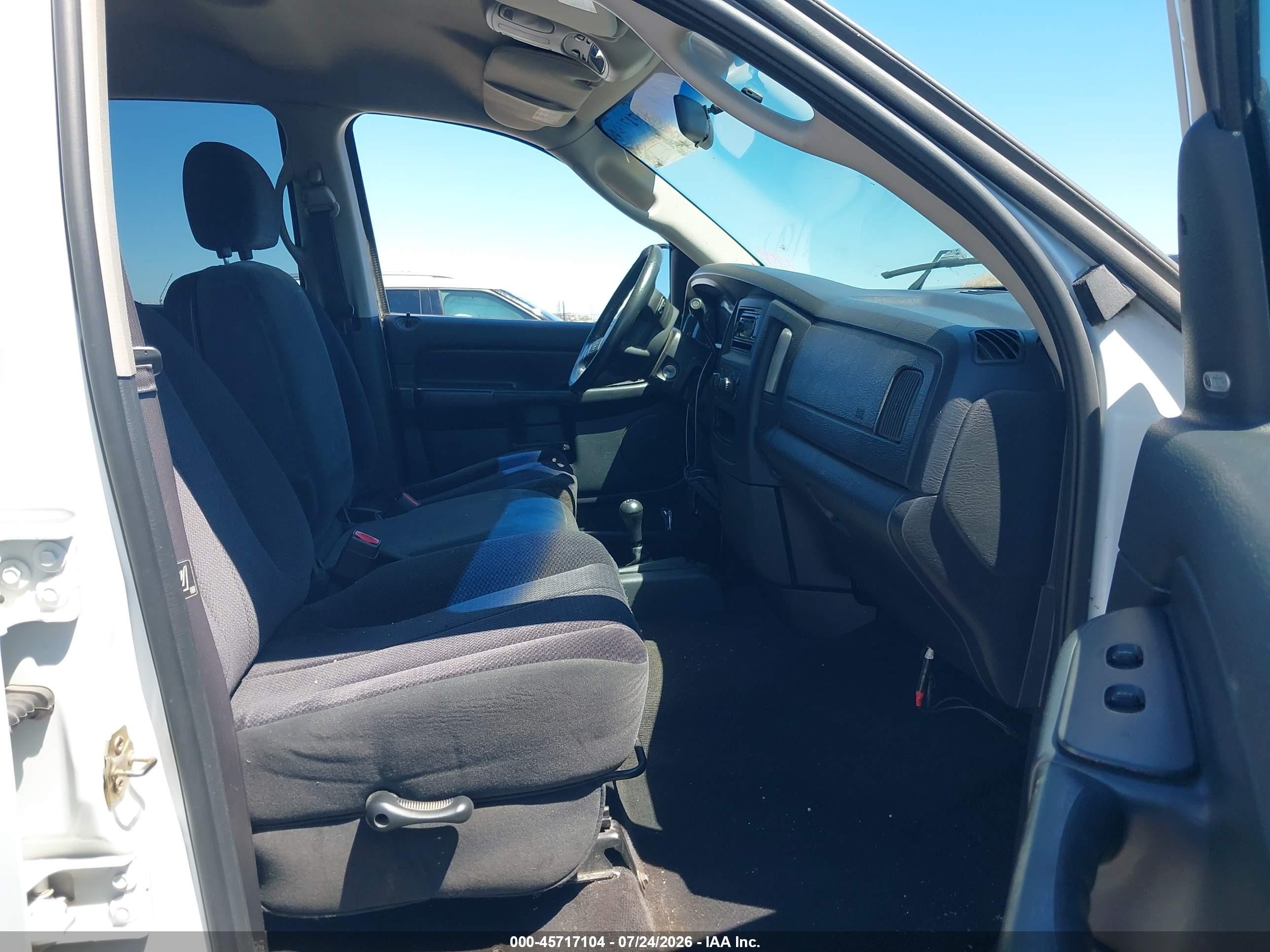 2004 Dodge Ram 1500 Slt/laramie Белый vin: 1D7HU18D84S553404