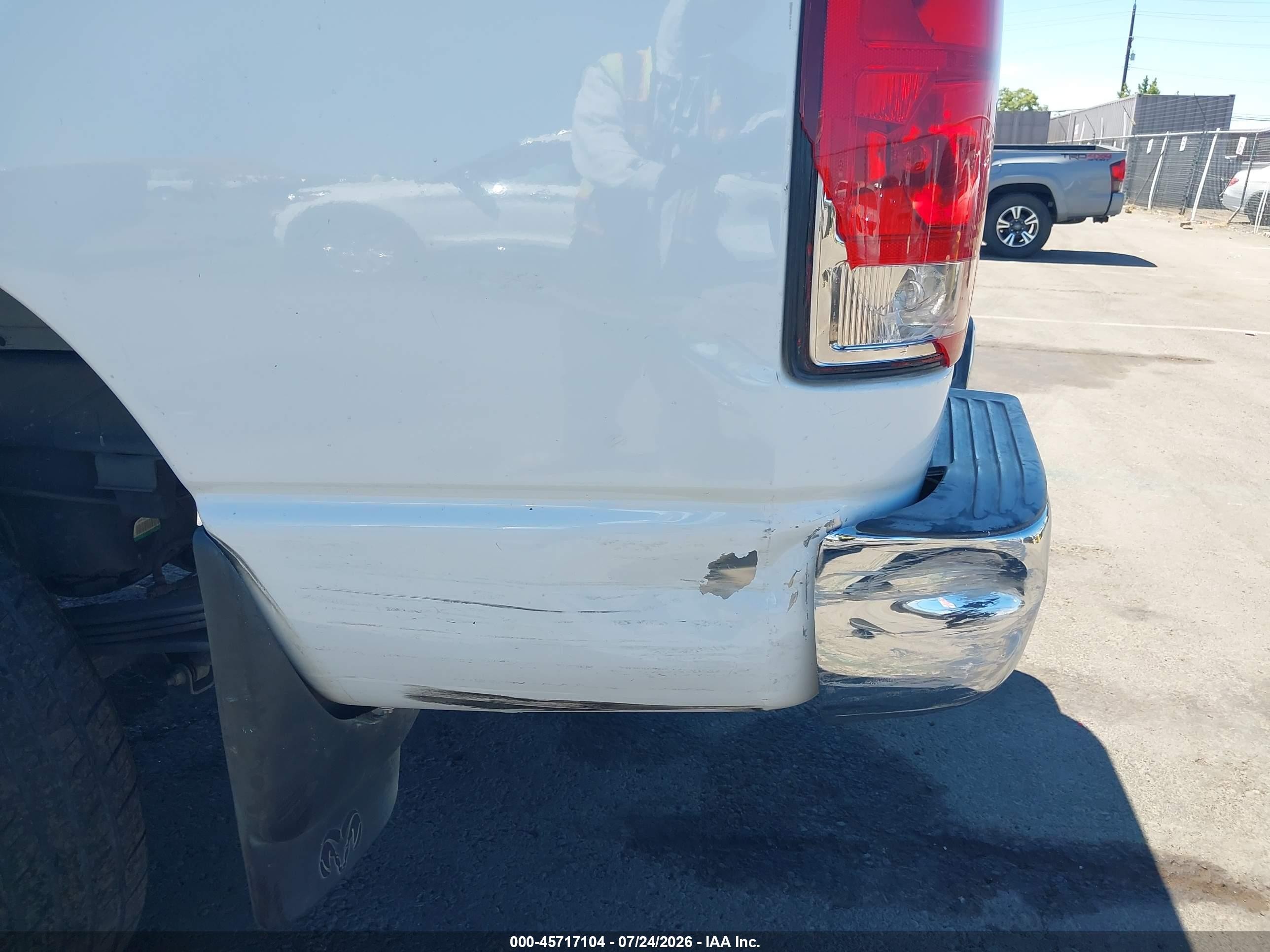 2004 Dodge Ram 1500 Slt/laramie Белый vin: 1D7HU18D84S553404