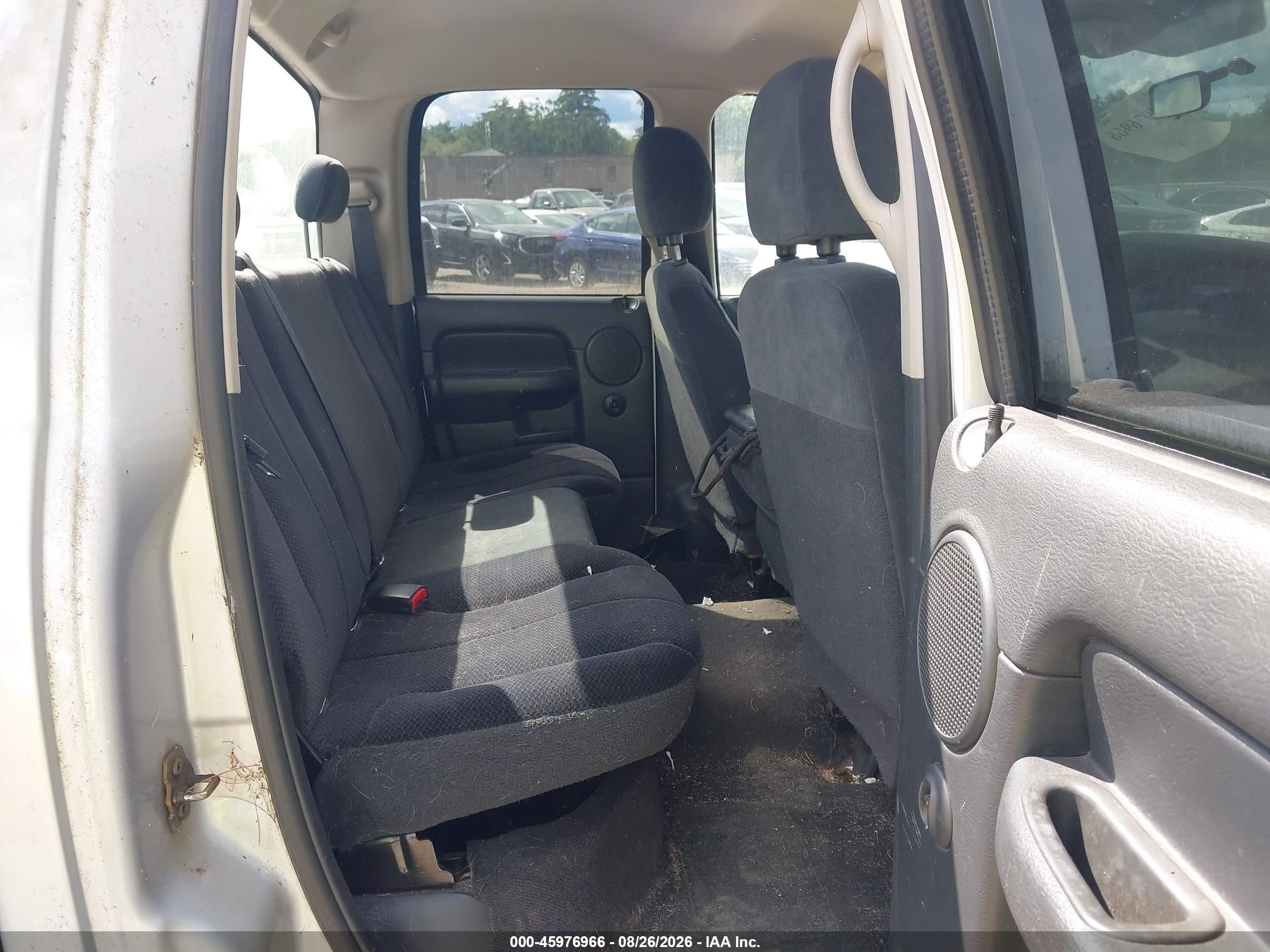 2004 Dodge Ram 1500 Slt/laramie Silver vin: 1D7HU18D84S607459