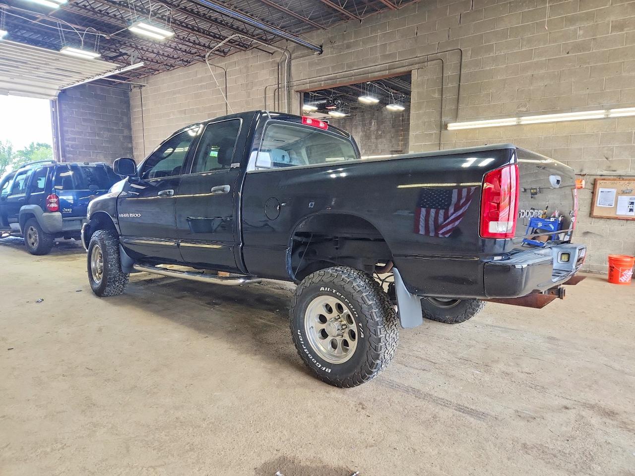 2004 Dodge Ram 1500 St Black vin: 1D7HU18D94J113231