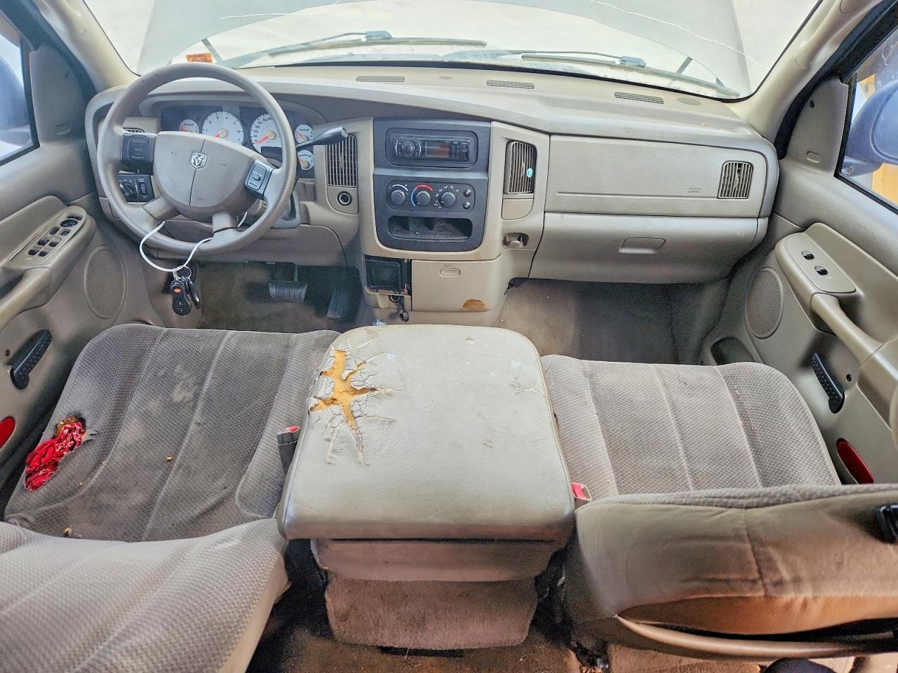 2005 Dodge Ram 1500 St Silver vin: 1D7HU18D95S128498