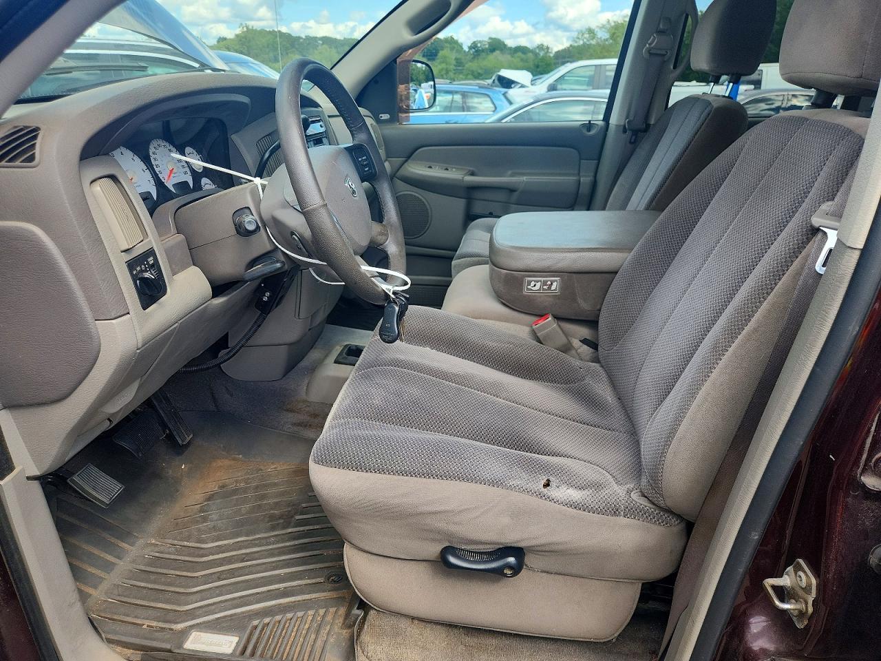 2004 Dodge Ram 1500 St Purple vin: 1D7HU18DX4J202340