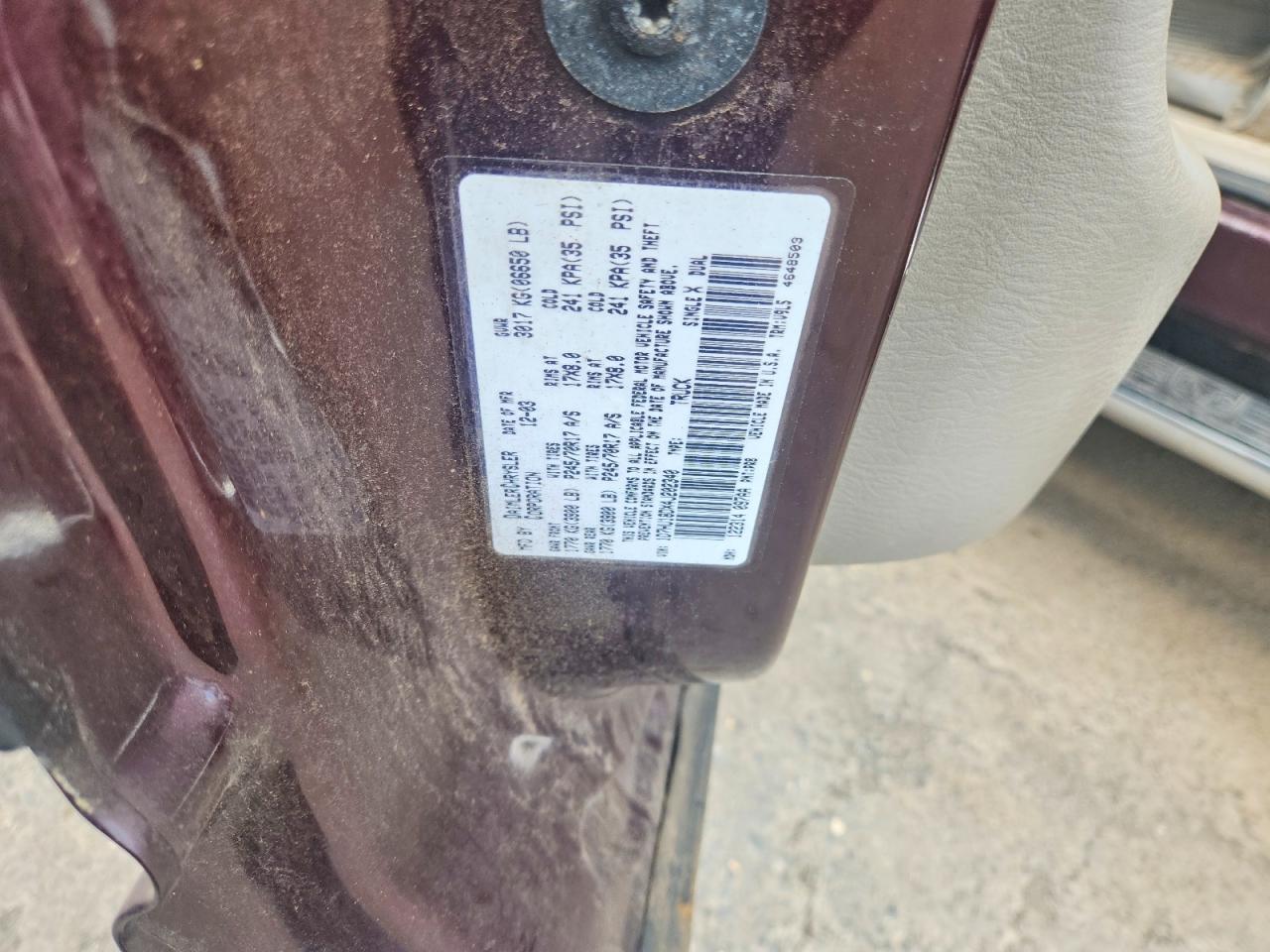 2004 Dodge Ram 1500 St Purple vin: 1D7HU18DX4J202340