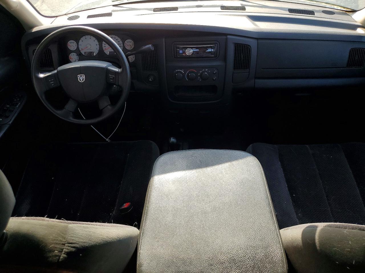 2005 Dodge Ram 1500 Gray vin: 1D7HU18N15S302475
