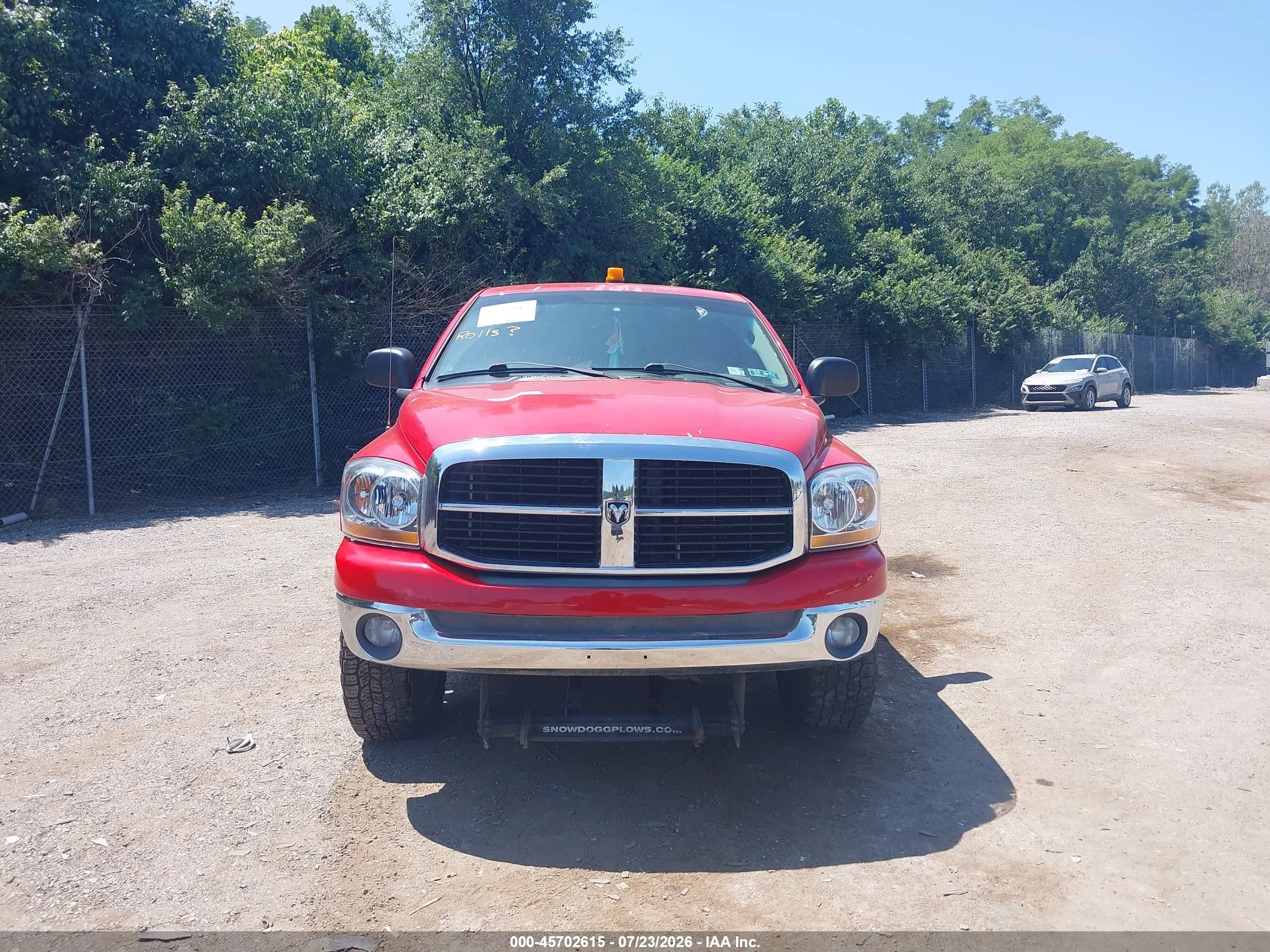 2006 Dodge Ram 1500 Slt/trx4 Off Road/sport Красный vin: 1D7HU18N16S656255
