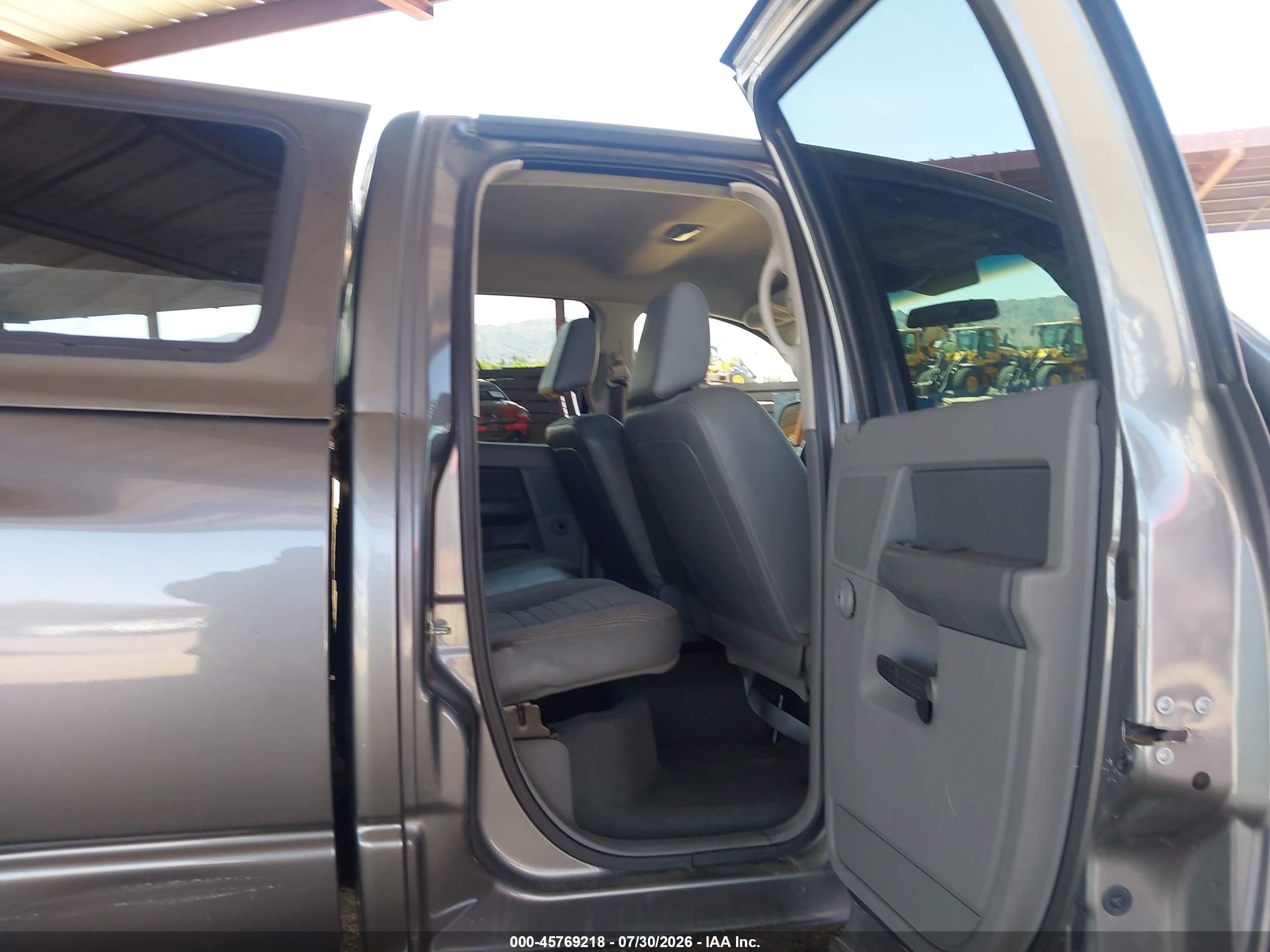 2008 Dodge Ram 1500 Slt Gray vin: 1D7HU18N28J136171