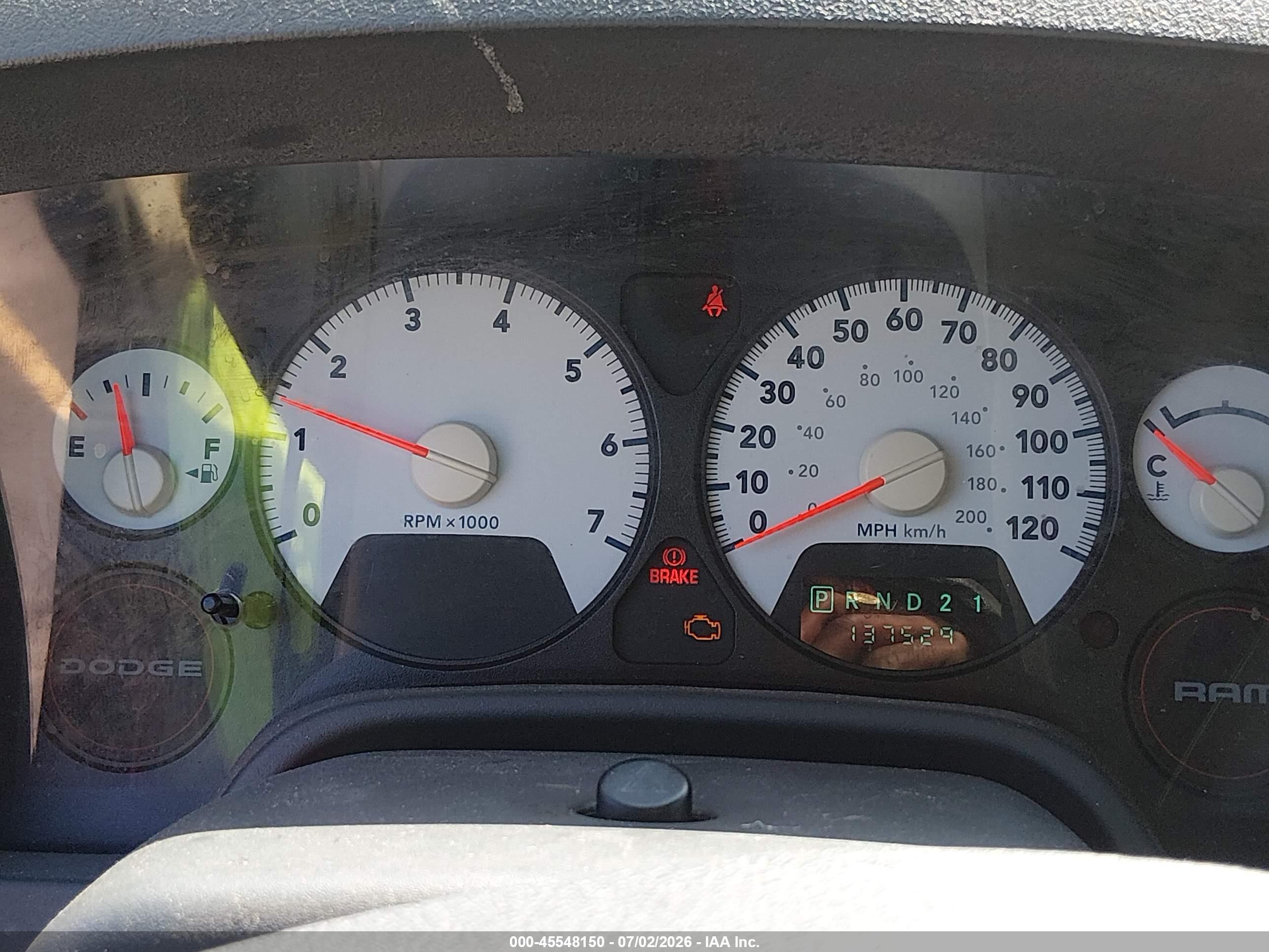 2008 Dodge Ram 1500 St/sxt Red vin: 1D7HU18N28S551436