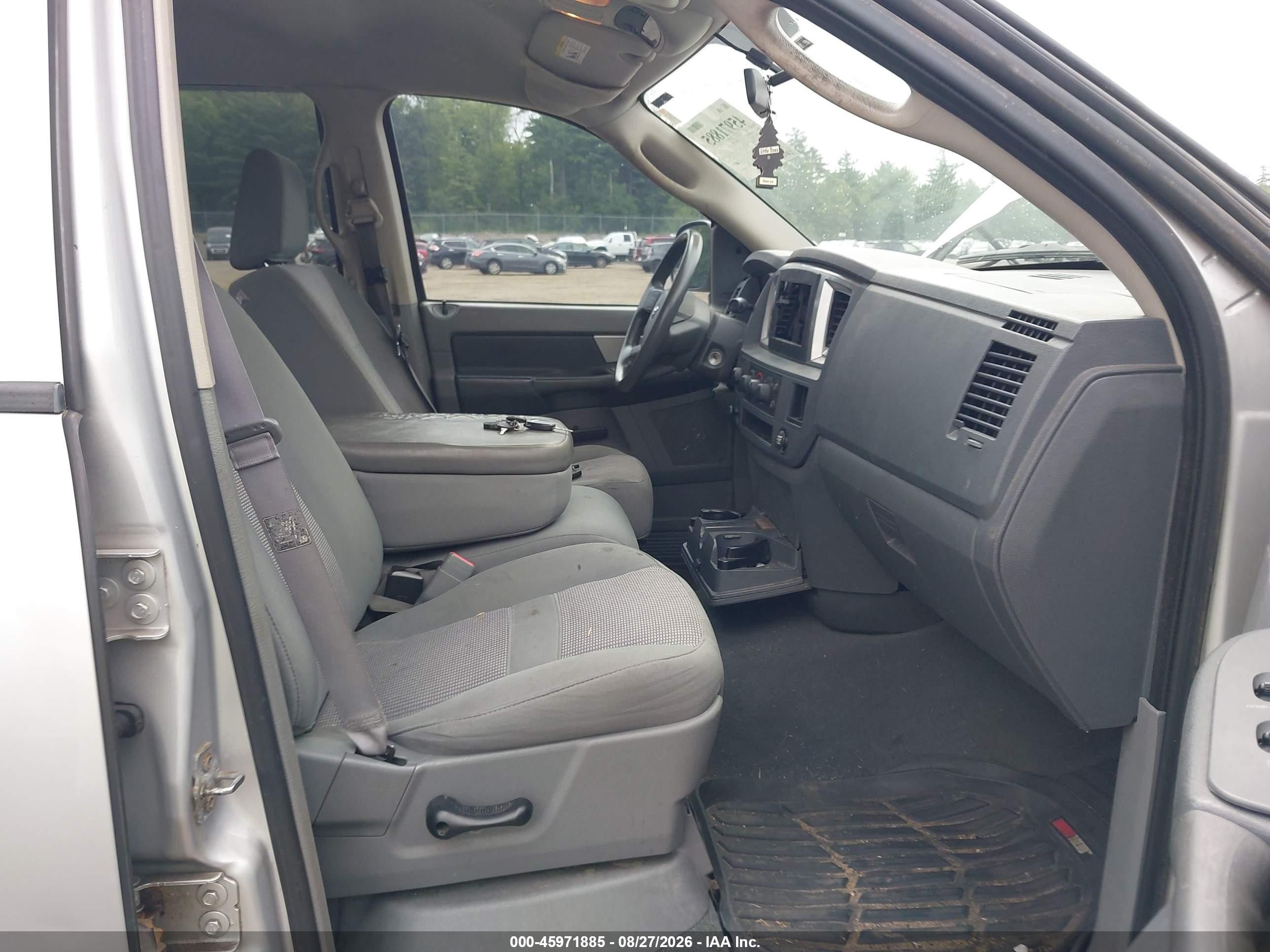 2007 Dodge Ram 1500 St/slt Silver vin: 1D7HU18N37S236384