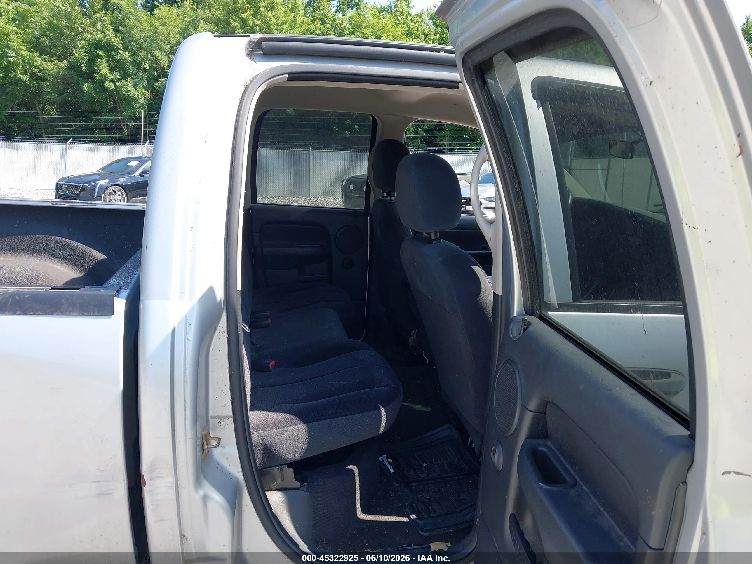 2004 Dodge Ram 1500 Slt/laramie Silver vin: 1D7HU18N44J217389