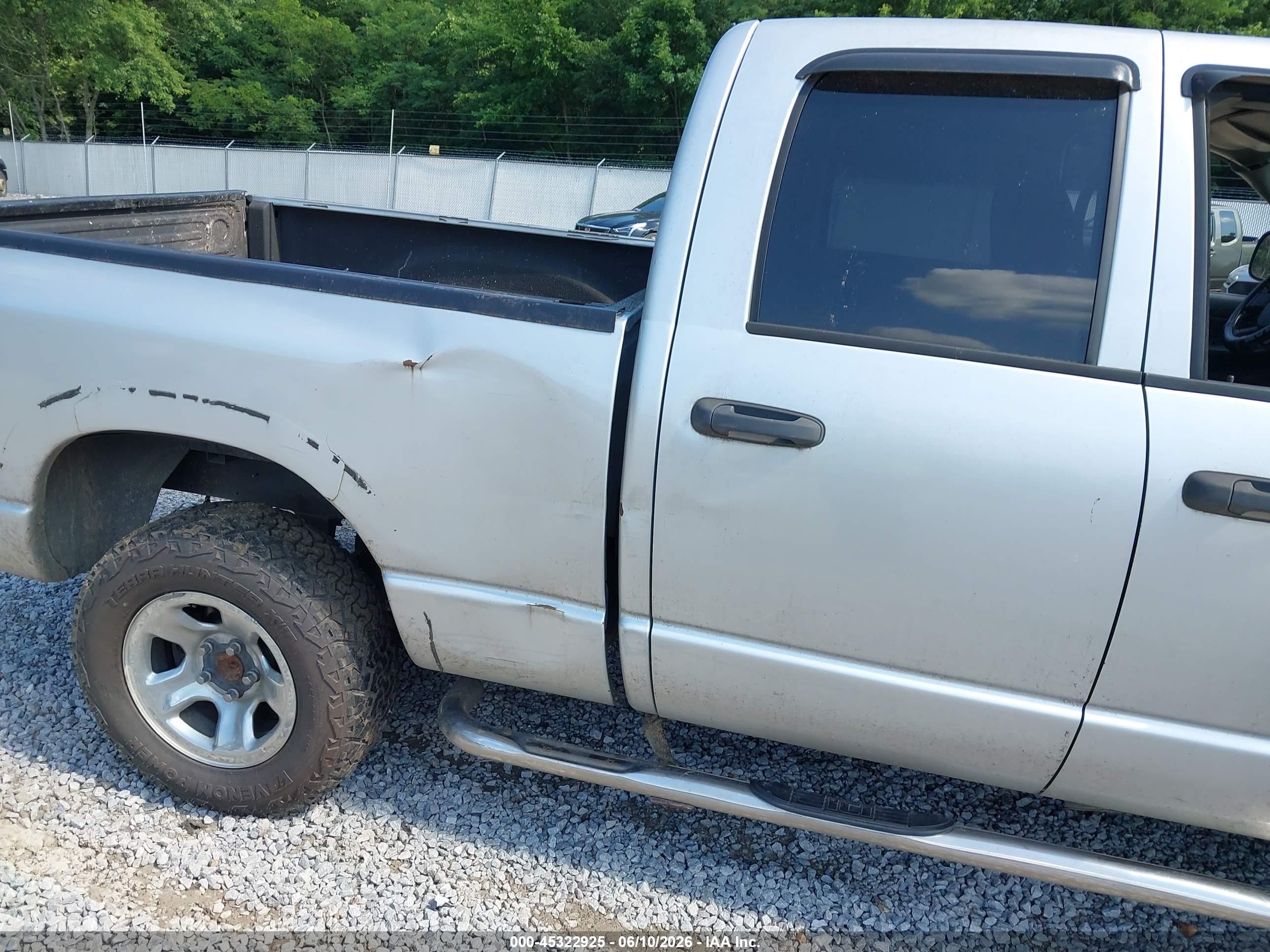 2004 Dodge Ram 1500 Slt/laramie Silver vin: 1D7HU18N44J217389