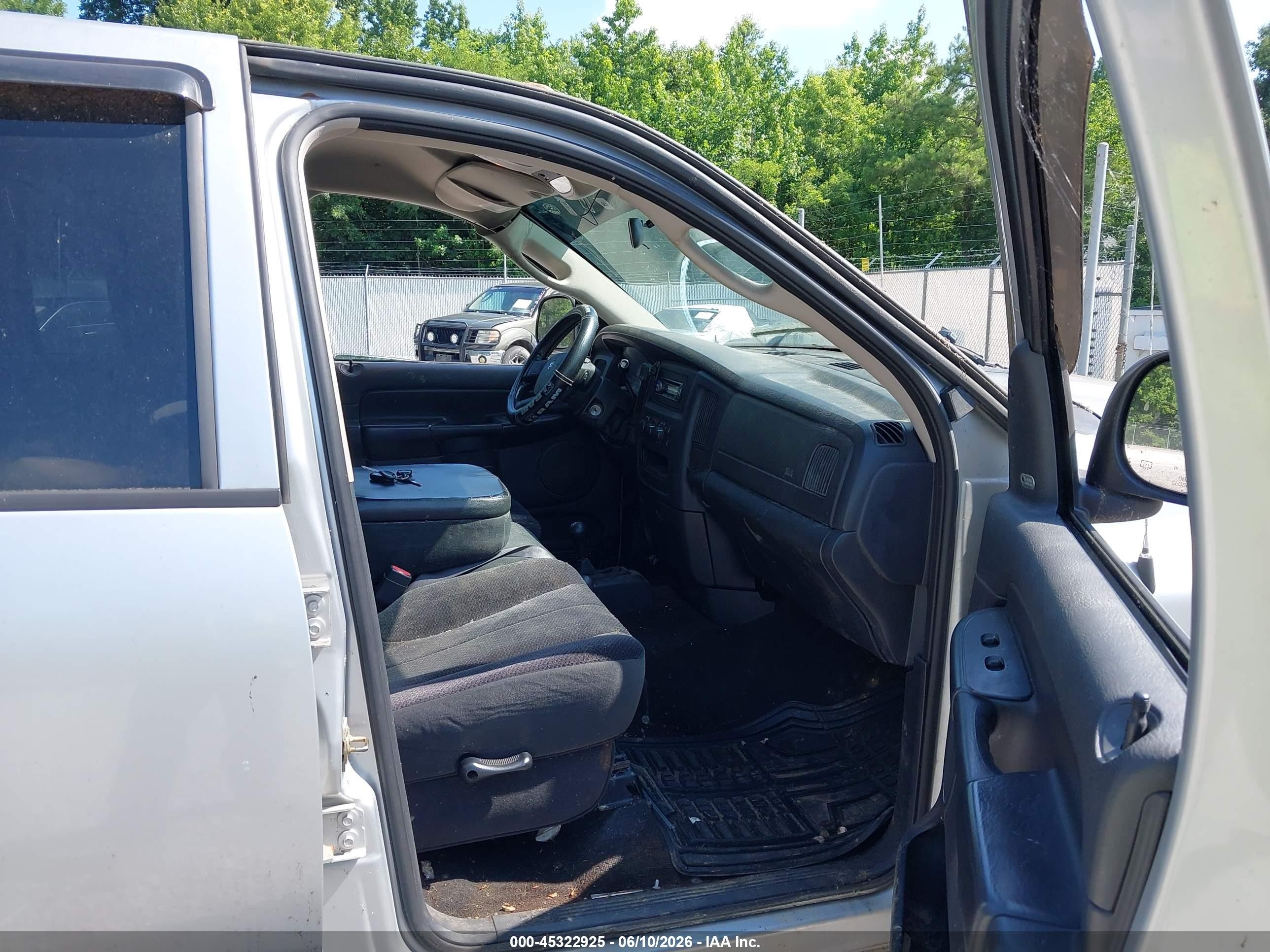 2004 Dodge Ram 1500 Slt/laramie Silver vin: 1D7HU18N44J217389
