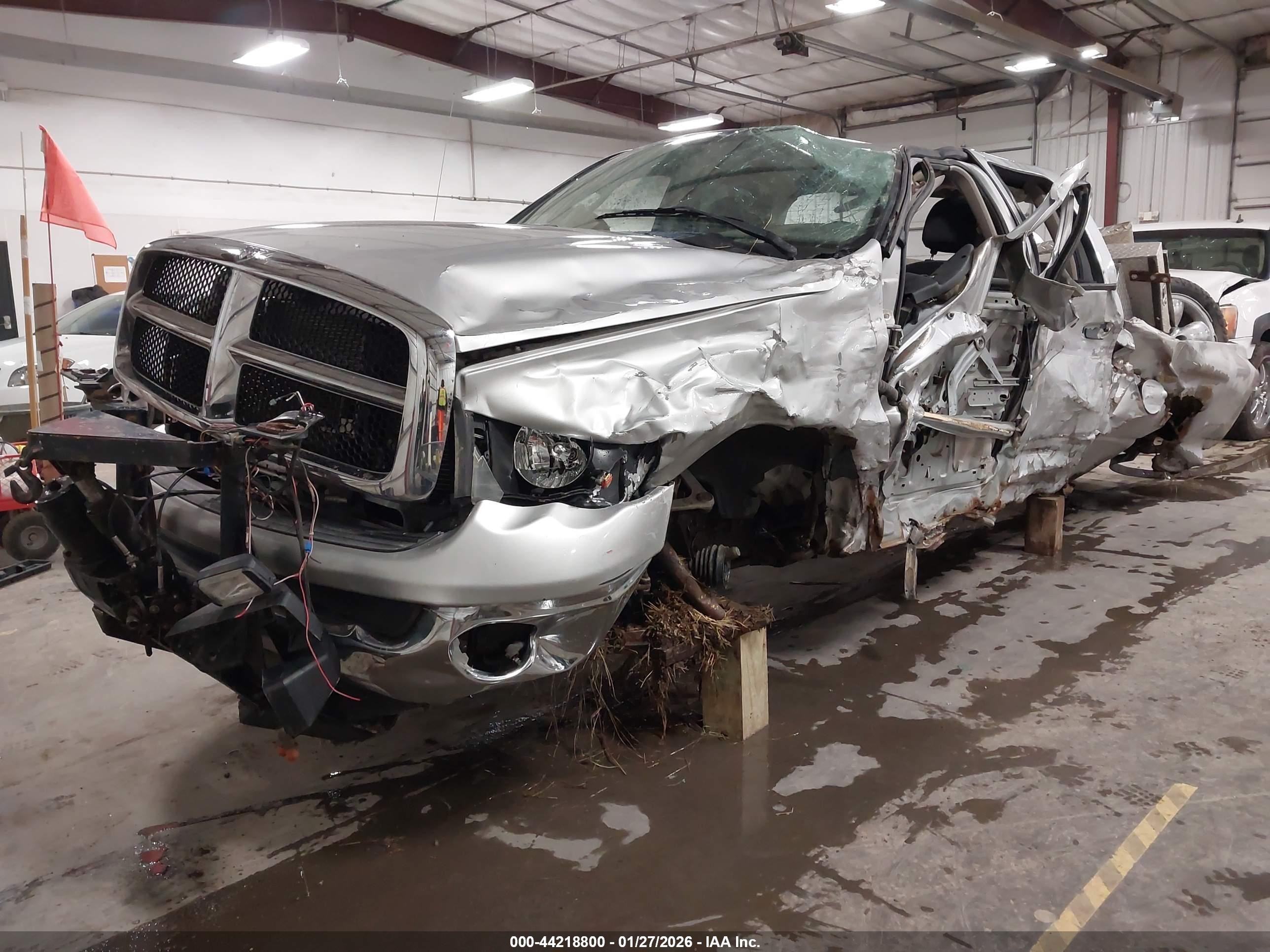 2004 Dodge Ram 1500 Slt/laramie Серебряный vin: 1D7HU18N54S563039