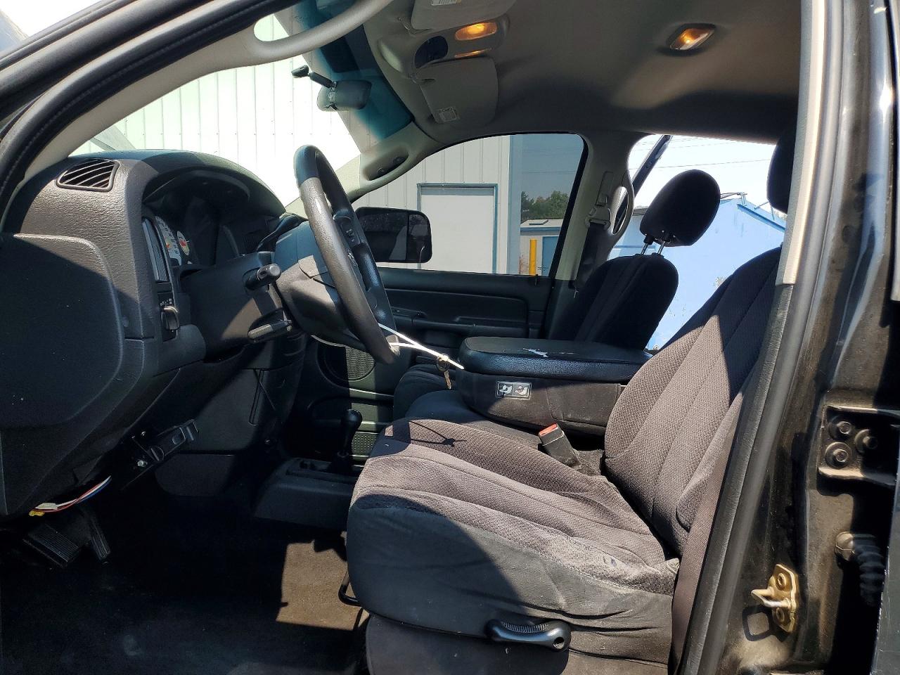 2004 Dodge Ram 1500 St Черный vin: 1D7HU18N54S692804