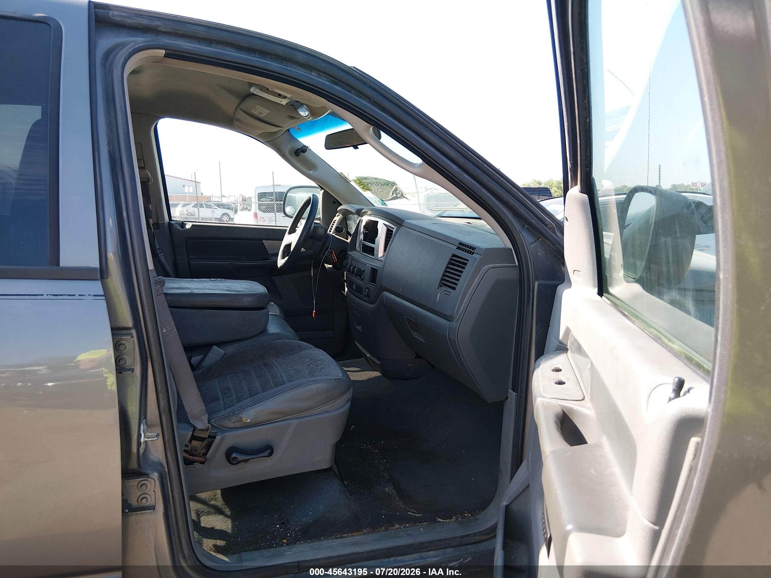 2008 Dodge Ram 1500 Slt Gray vin: 1D7HU18N58S595382