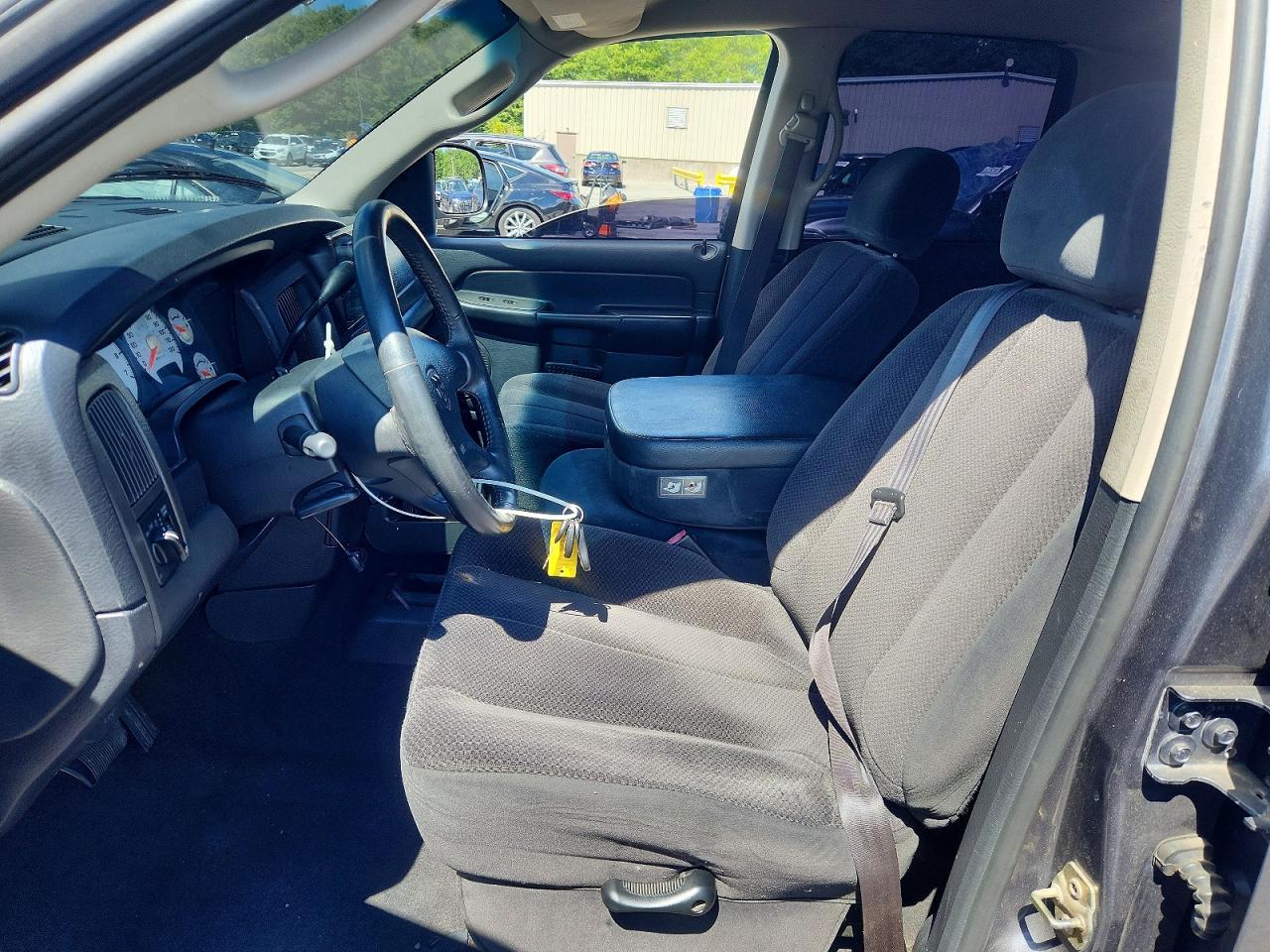 2003 Dodge Ram 1500 St Серебряный vin: 1D7HU18N63S365293