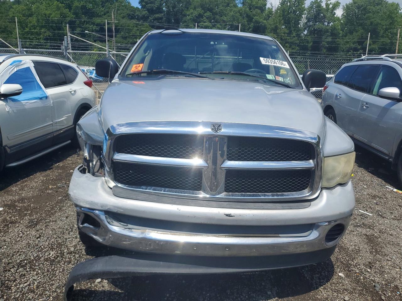 2005 Dodge Ram 1500 Серый vin: 1D7HU18N65S211380