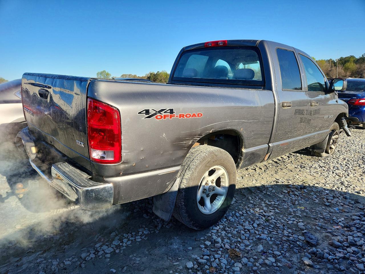 2004 Dodge Ram 1500 St Silver vin: 1D7HU18N74S650957