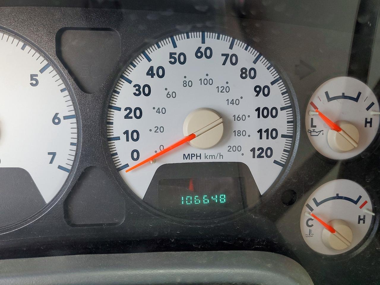2006 Dodge Ram 1500 St Red vin: 1D7HU18N76S545323