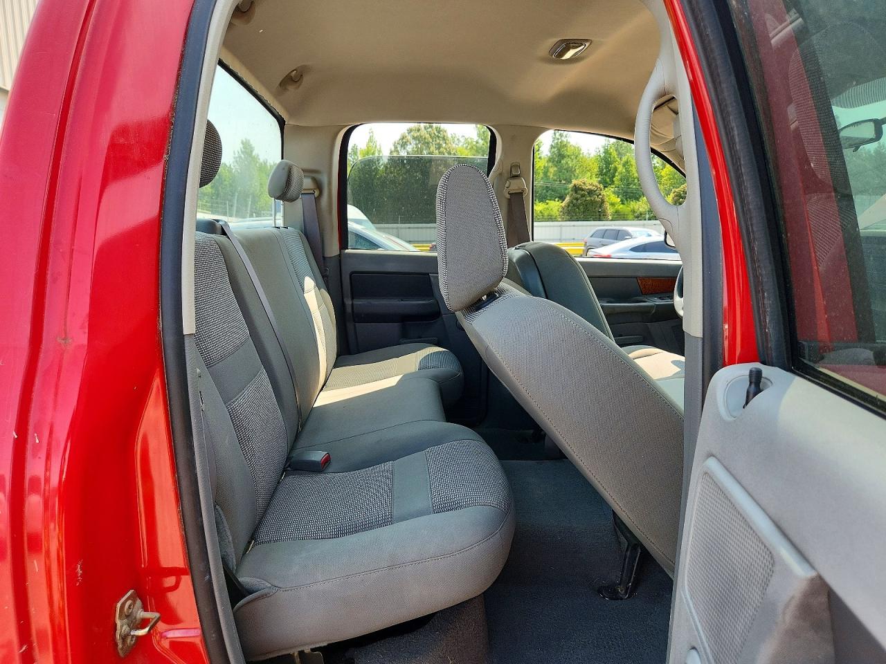 2006 Dodge Ram 1500 St Red vin: 1D7HU18N76S545323