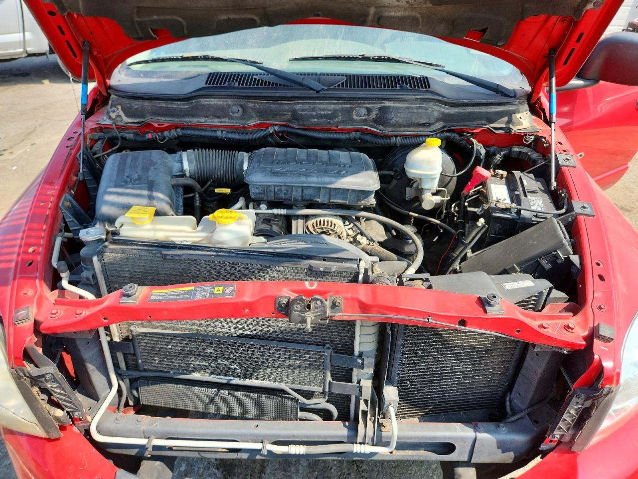 2006 Dodge Ram 1500 St Red vin: 1D7HU18N76S545323