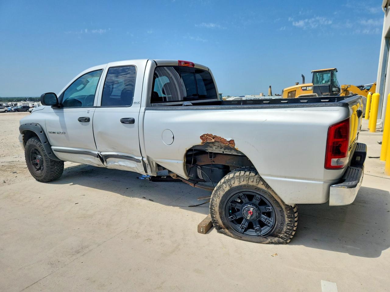 2002 Dodge Ram 1500 Серебряный vin: 1D7HU18N82S662144