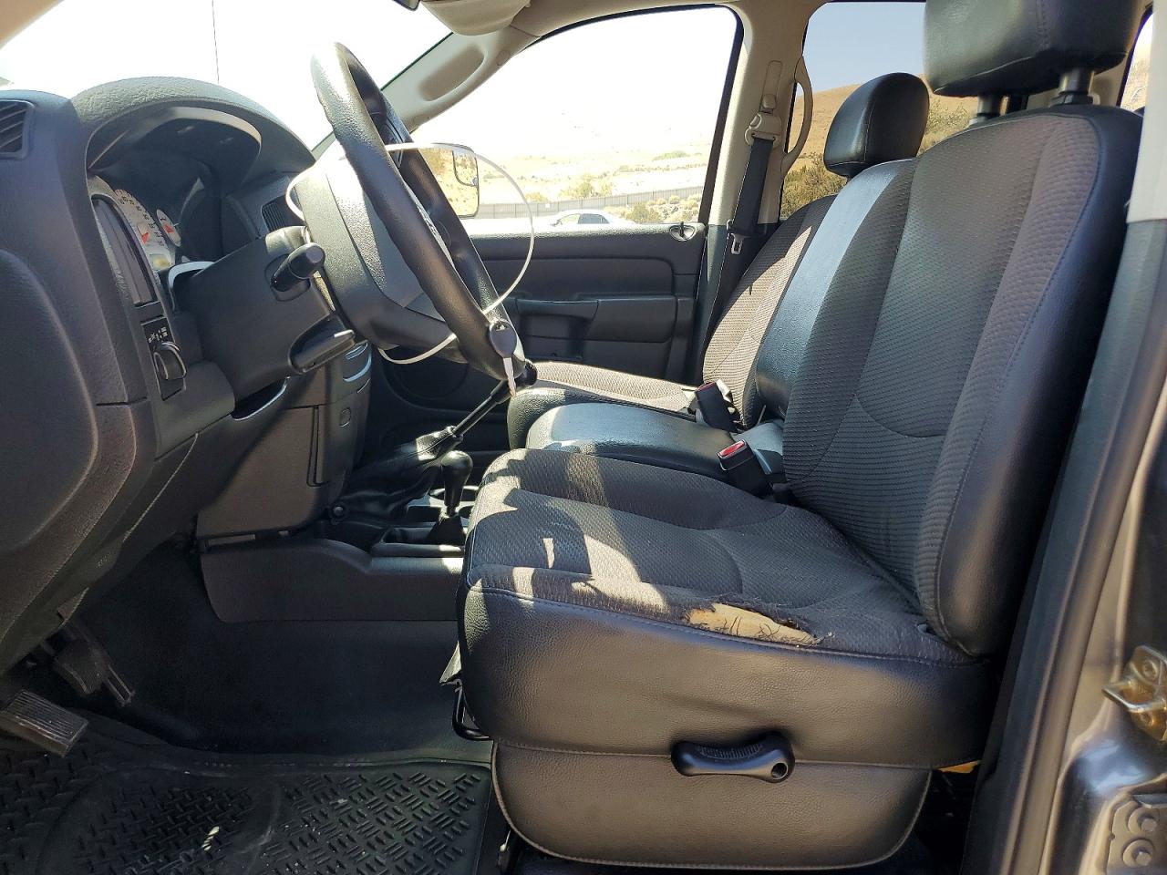 2005 Dodge Ram 1500 St Gray vin: 1D7HU18N85J653745