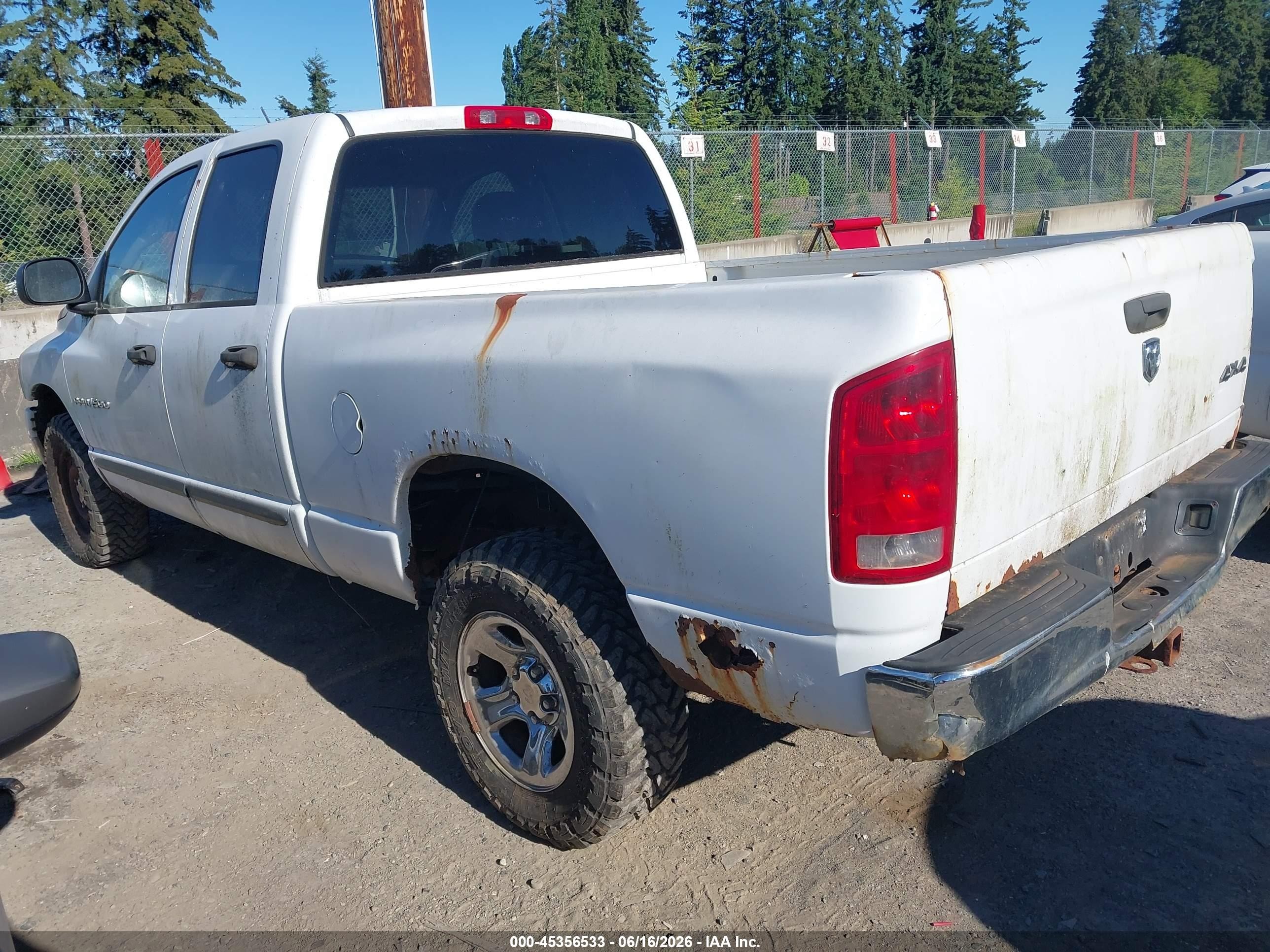 2005 Dodge Ram 1500 St White vin: 1D7HU18N85S353018