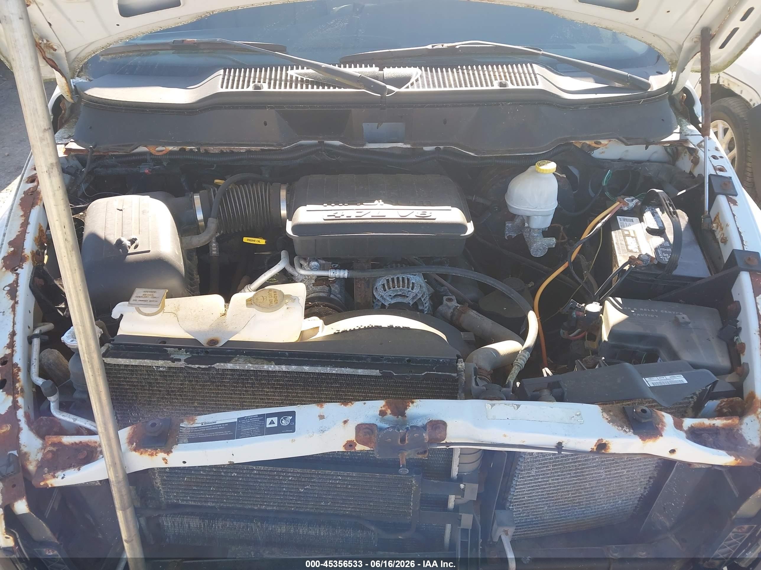 2005 Dodge Ram 1500 St White vin: 1D7HU18N85S353018