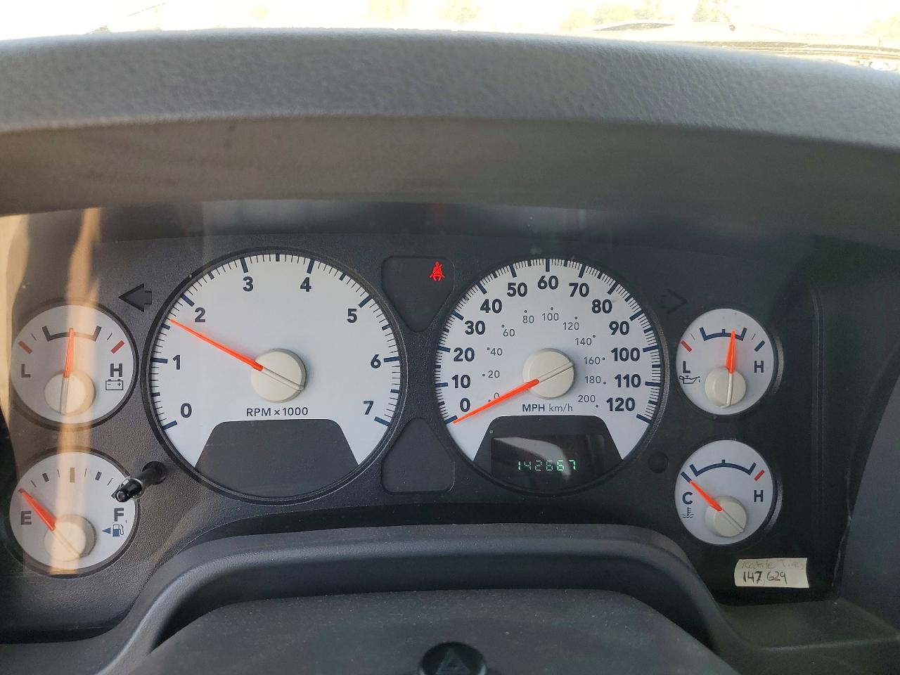 2008 Dodge Ram 1500 St Gray vin: 1D7HU18N88J166758