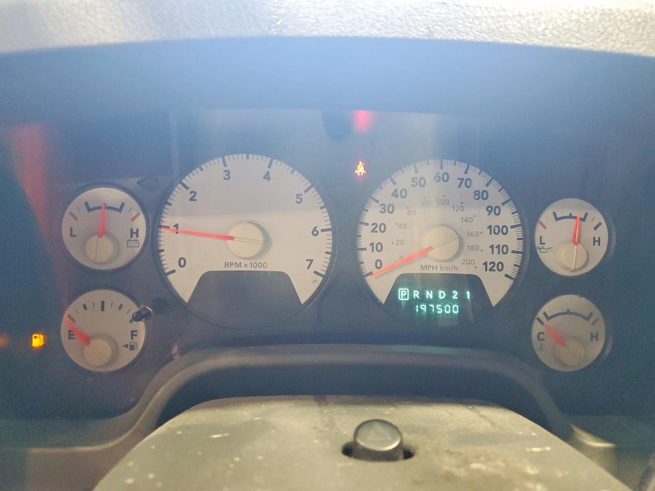 2007 Dodge Ram 1500 St Silver vin: 1D7HU18P07S187002