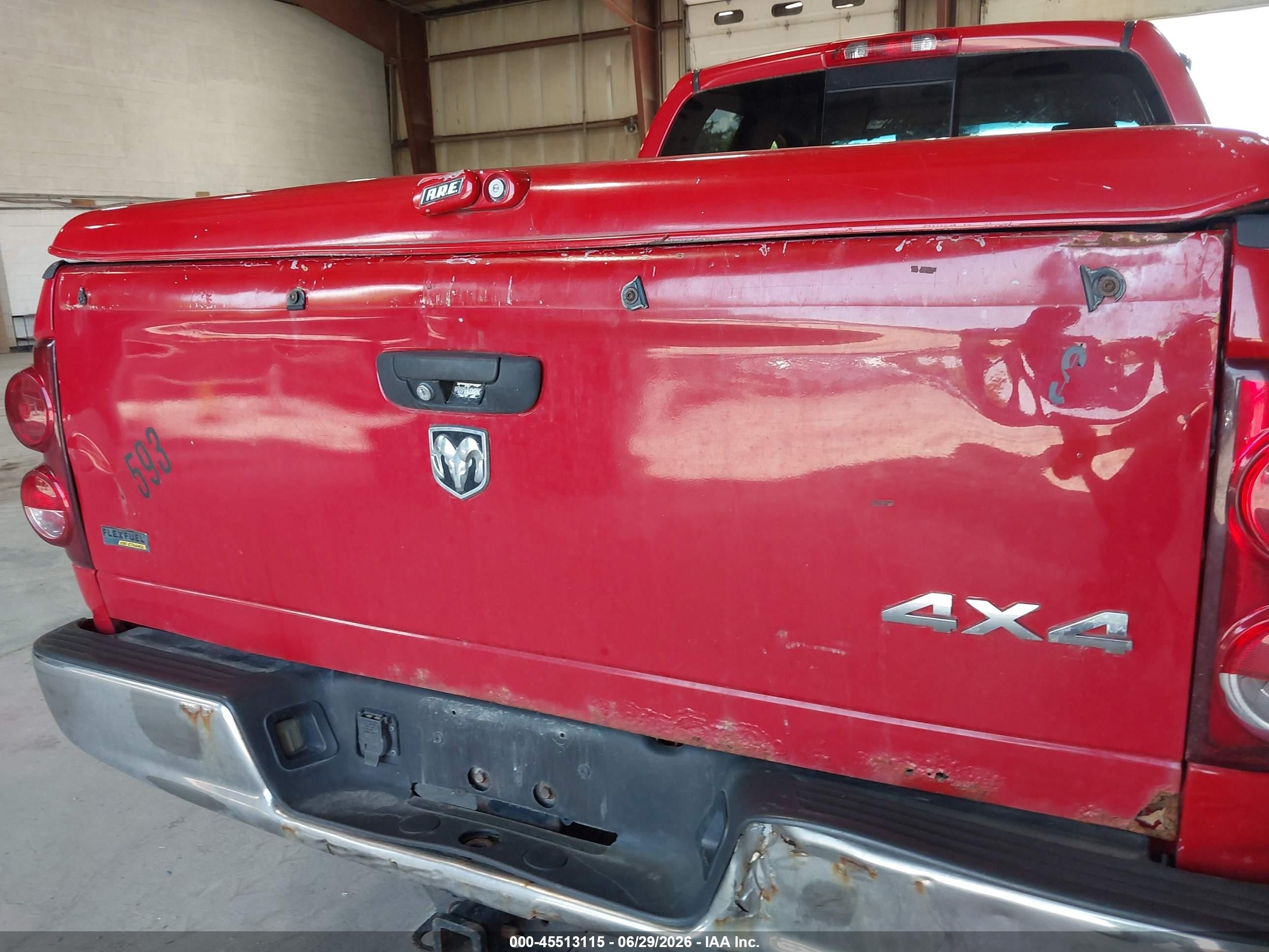 2007 Dodge Ram 1500 St Red vin: 1D7HU18P17J636449