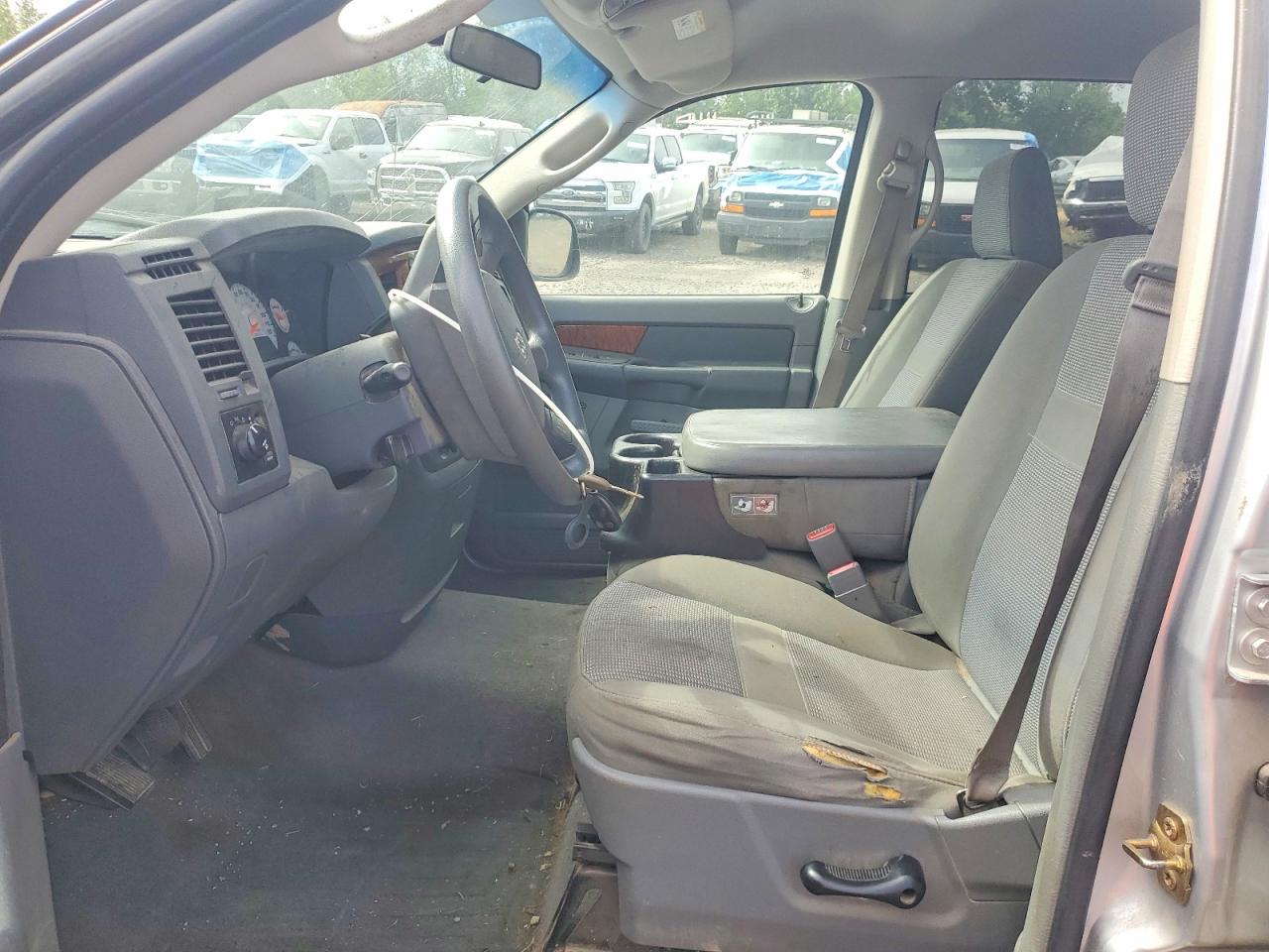 2006 Dodge Ram 1500 St Silver vin: 1D7HU18P36J240120