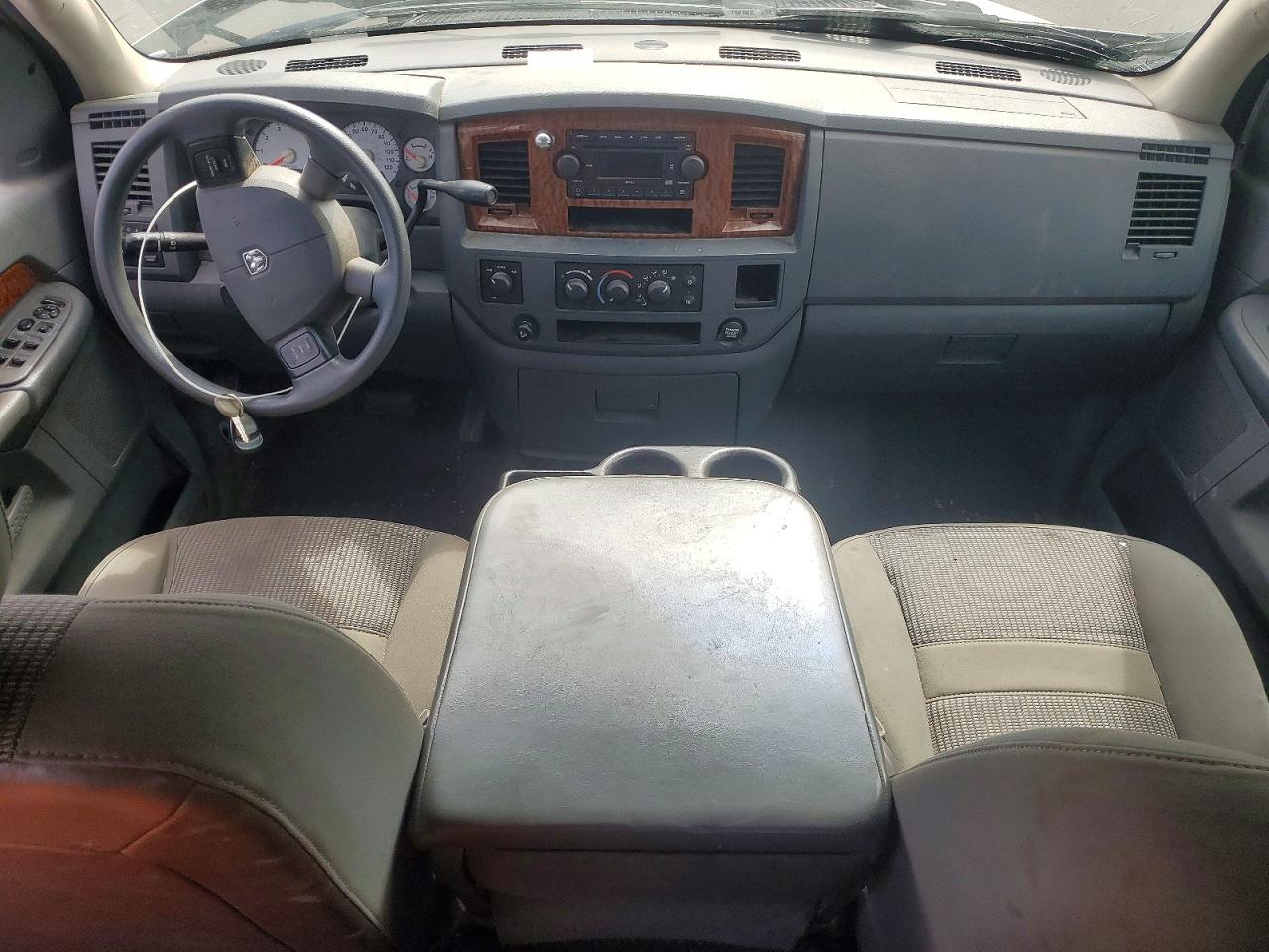 2006 Dodge Ram 1500 St Silver vin: 1D7HU18P36J240120