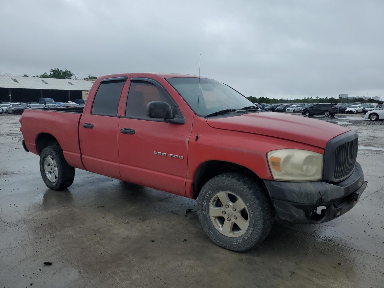 2007 Dodge Ram 1500 St Red vin: 1D7HU18P47S136330 Damage: Right Front Fender, Dent(S) W/No Paint Dmg, 1/2 To 1 Inch