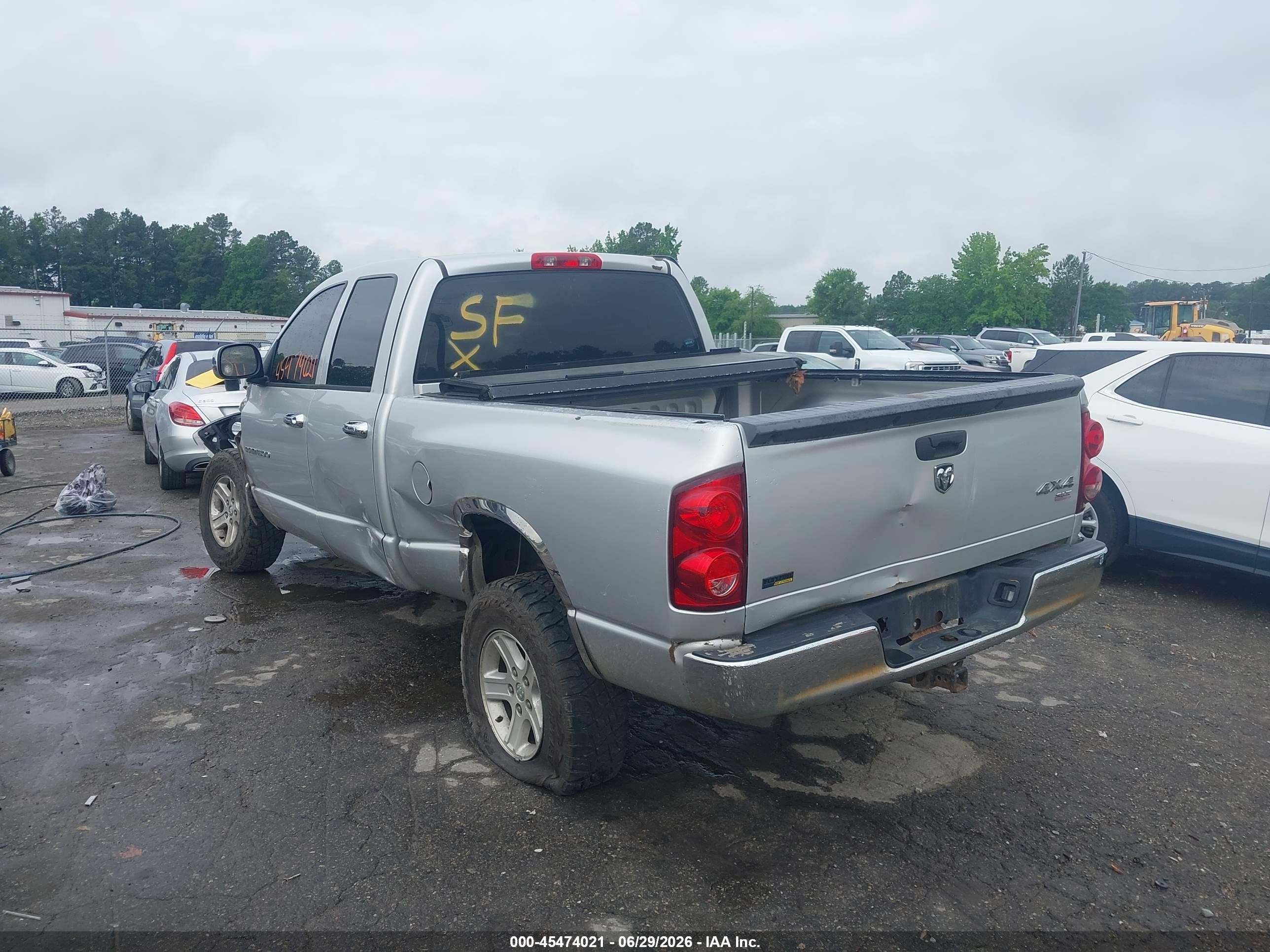 2007 Dodge Ram 1500 Slt/trx4 Off Road/sport Silver vin: 1D7HU18P77S235076