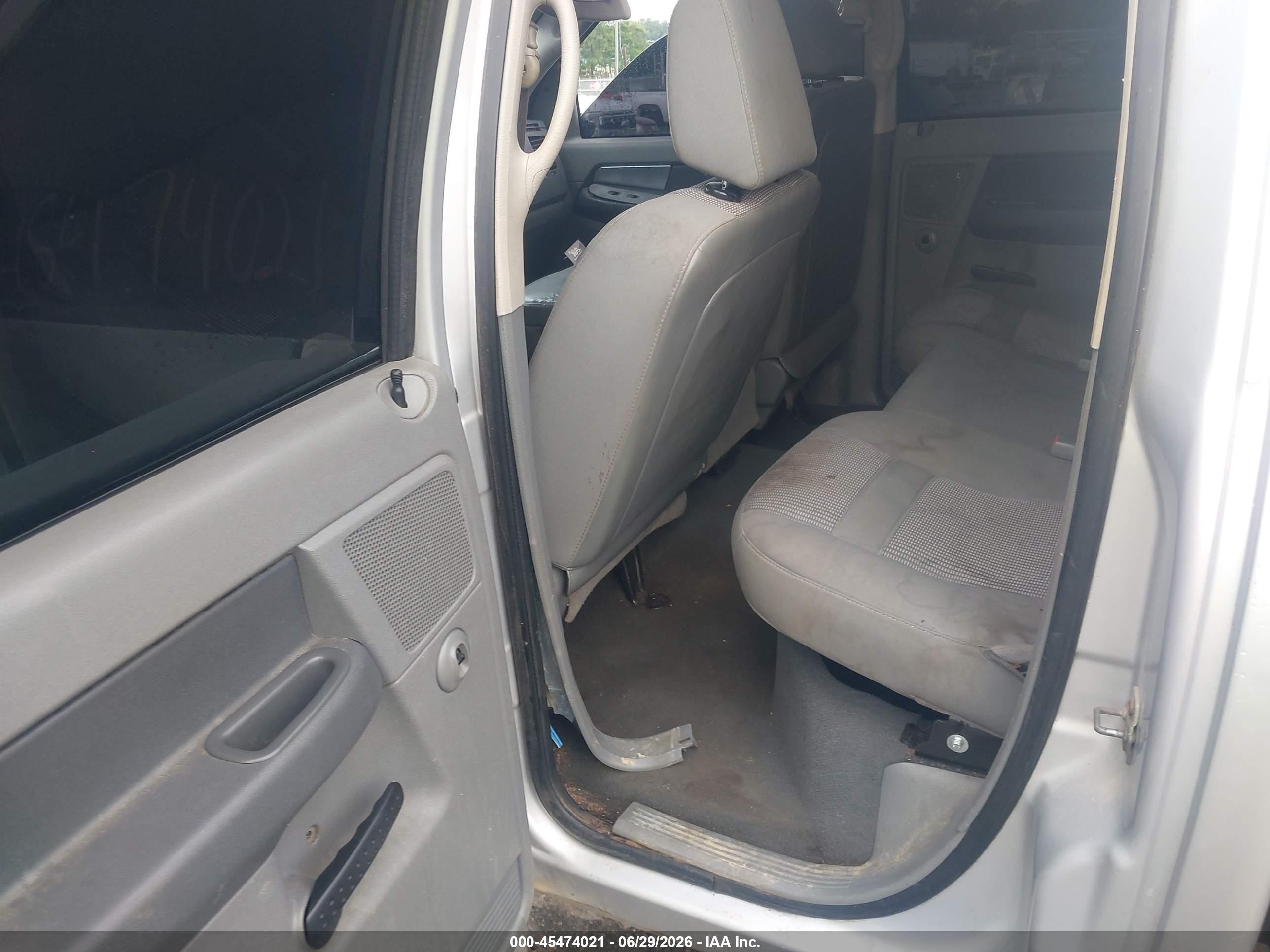 2007 Dodge Ram 1500 Slt/trx4 Off Road/sport Silver vin: 1D7HU18P77S235076