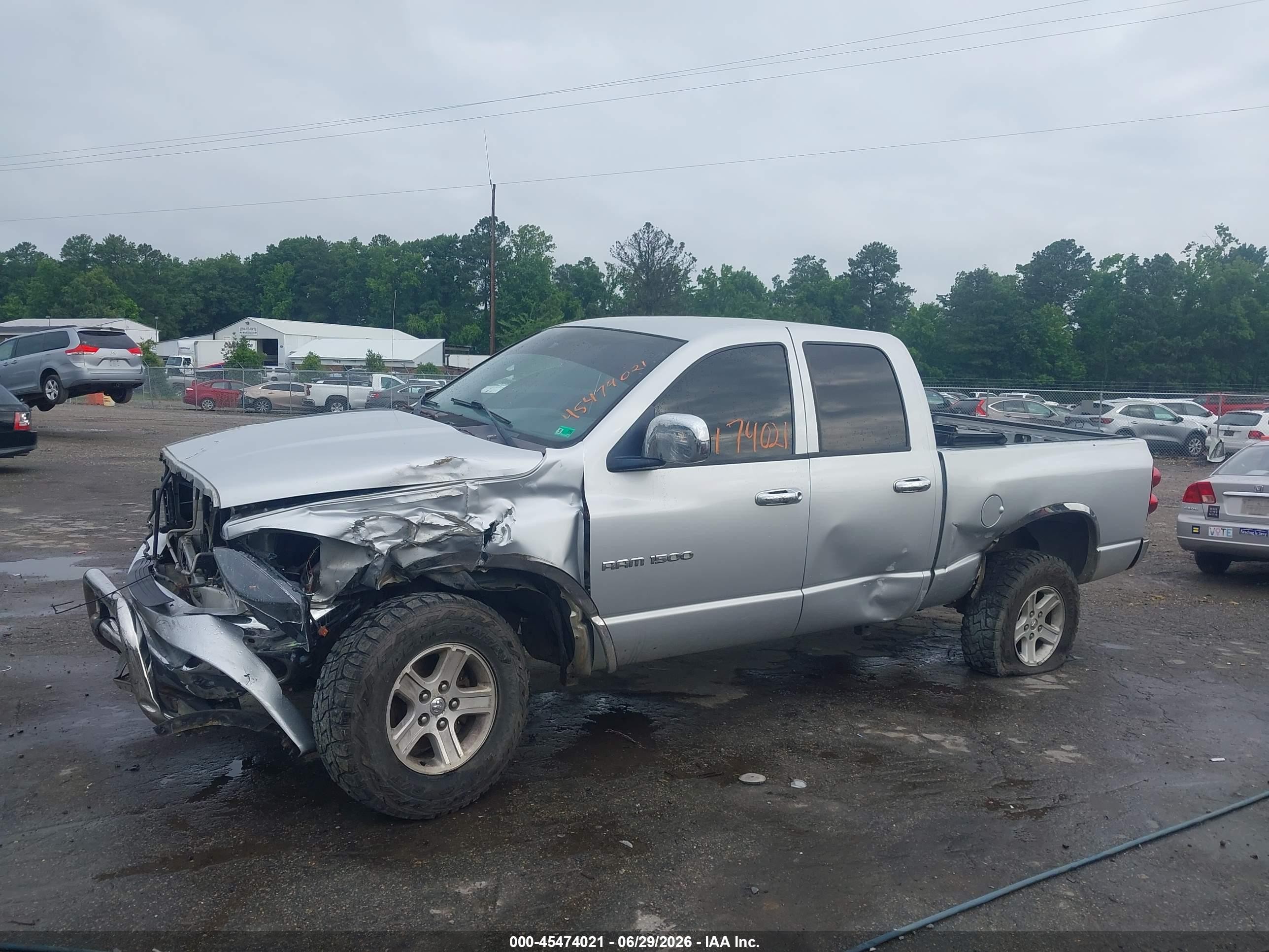 2007 Dodge Ram 1500 Slt/trx4 Off Road/sport Silver vin: 1D7HU18P77S235076