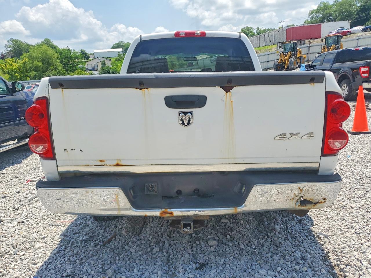 2007 Dodge Ram 1500 St White vin: 1D7HU18P87J637176