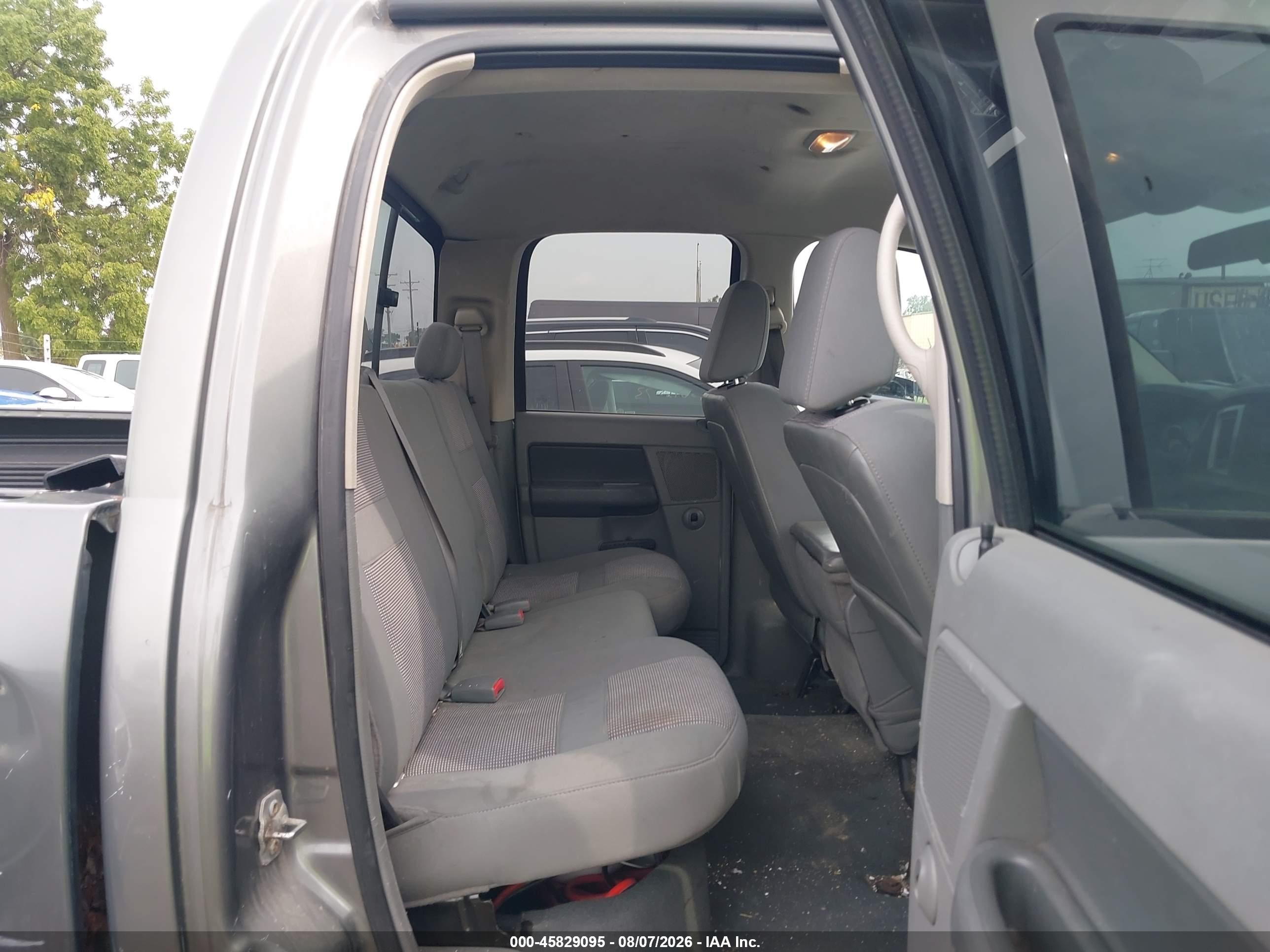 2007 Dodge Ram 1500 St/slt Gray vin: 1D7HU18PX7S241745