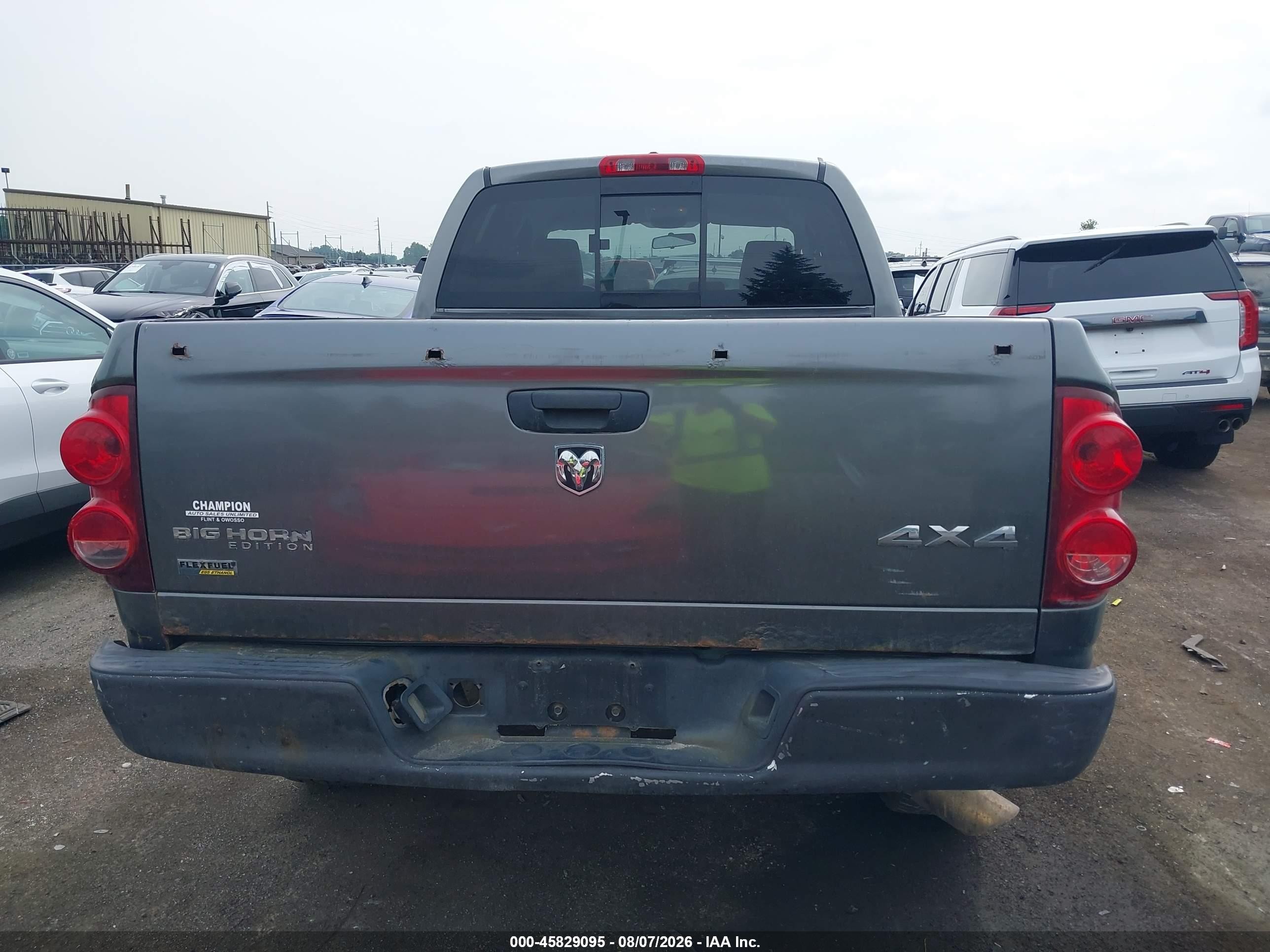 2007 Dodge Ram 1500 St/slt Gray vin: 1D7HU18PX7S241745