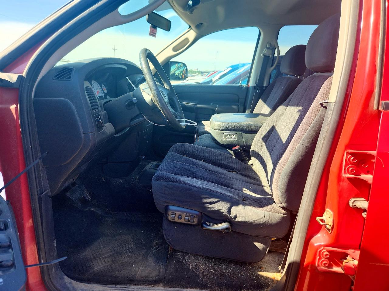 2003 Dodge Ram 1500 St Red vin: 1D7HU18Z63S201755