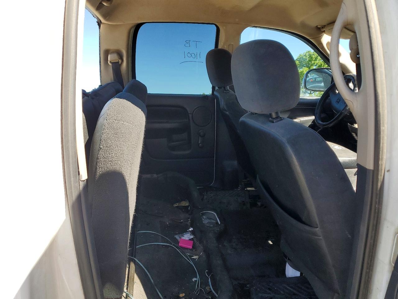 2002 Dodge Ram 1500 White vin: 1D7HU18Z72J198580
