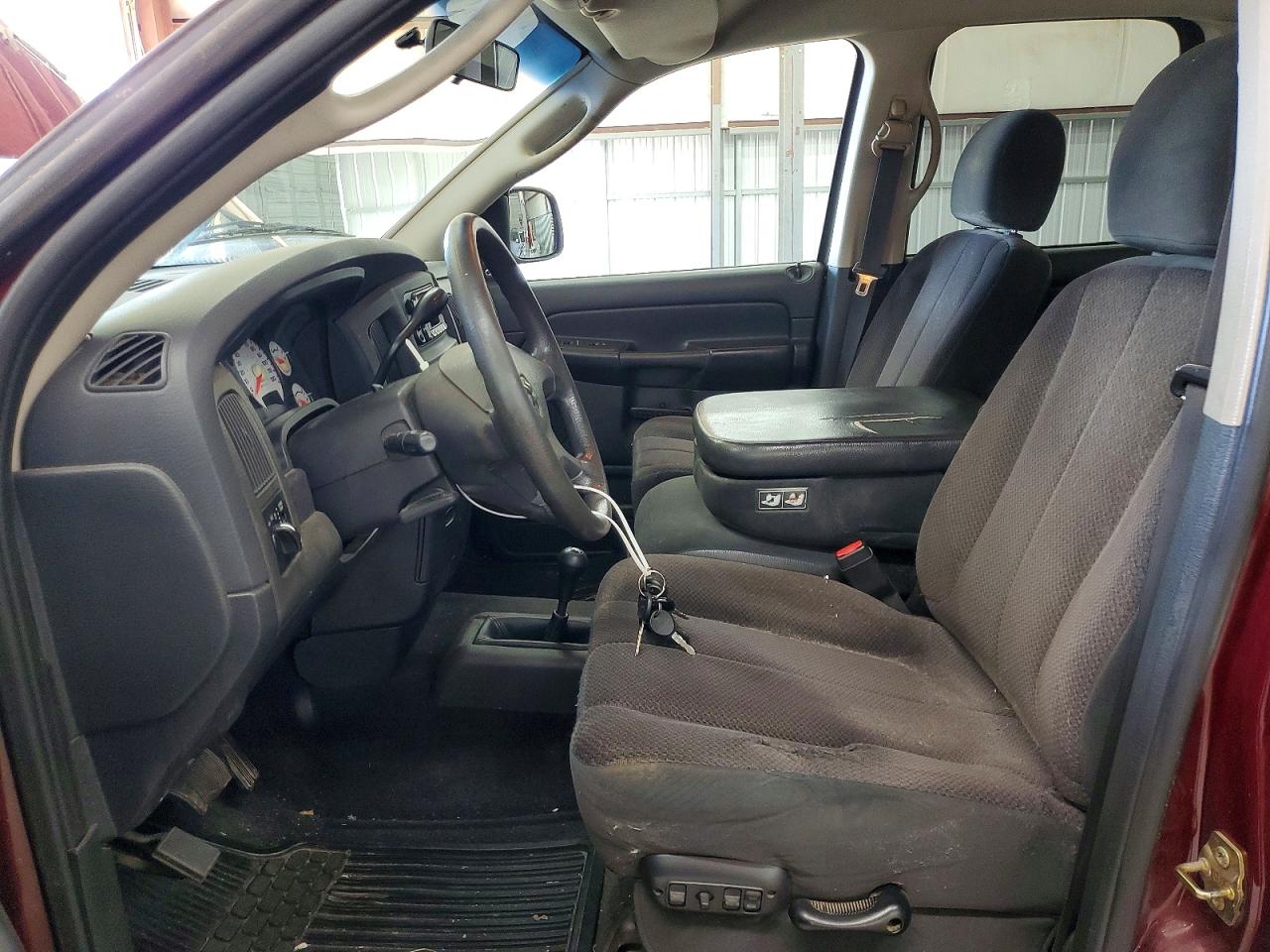 2003 Dodge Ram 1500 St Burgundy vin: 1D7HU18Z83S168046