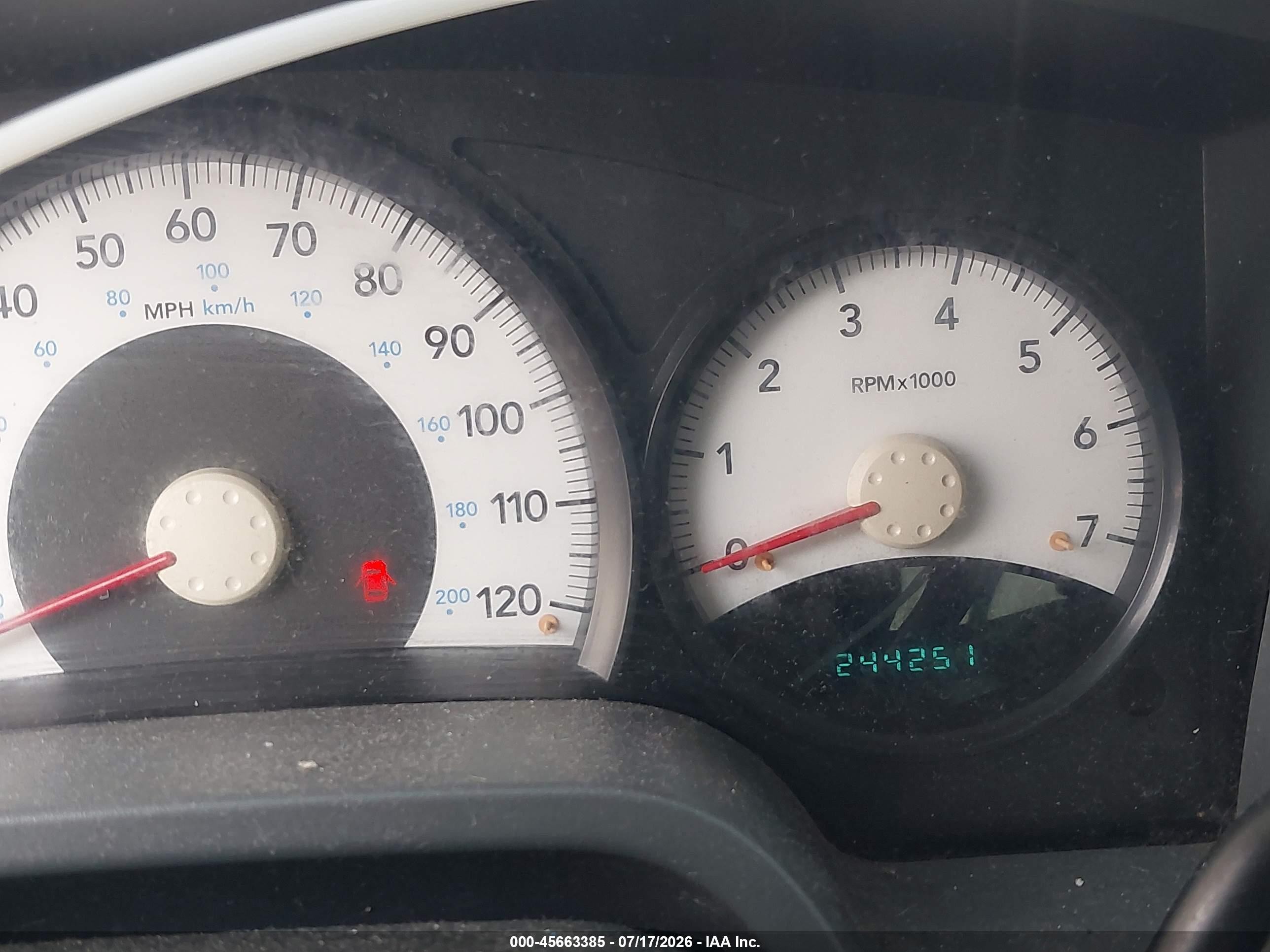 2005 Dodge Dakota St Silver vin: 1D7HW22K35S177476