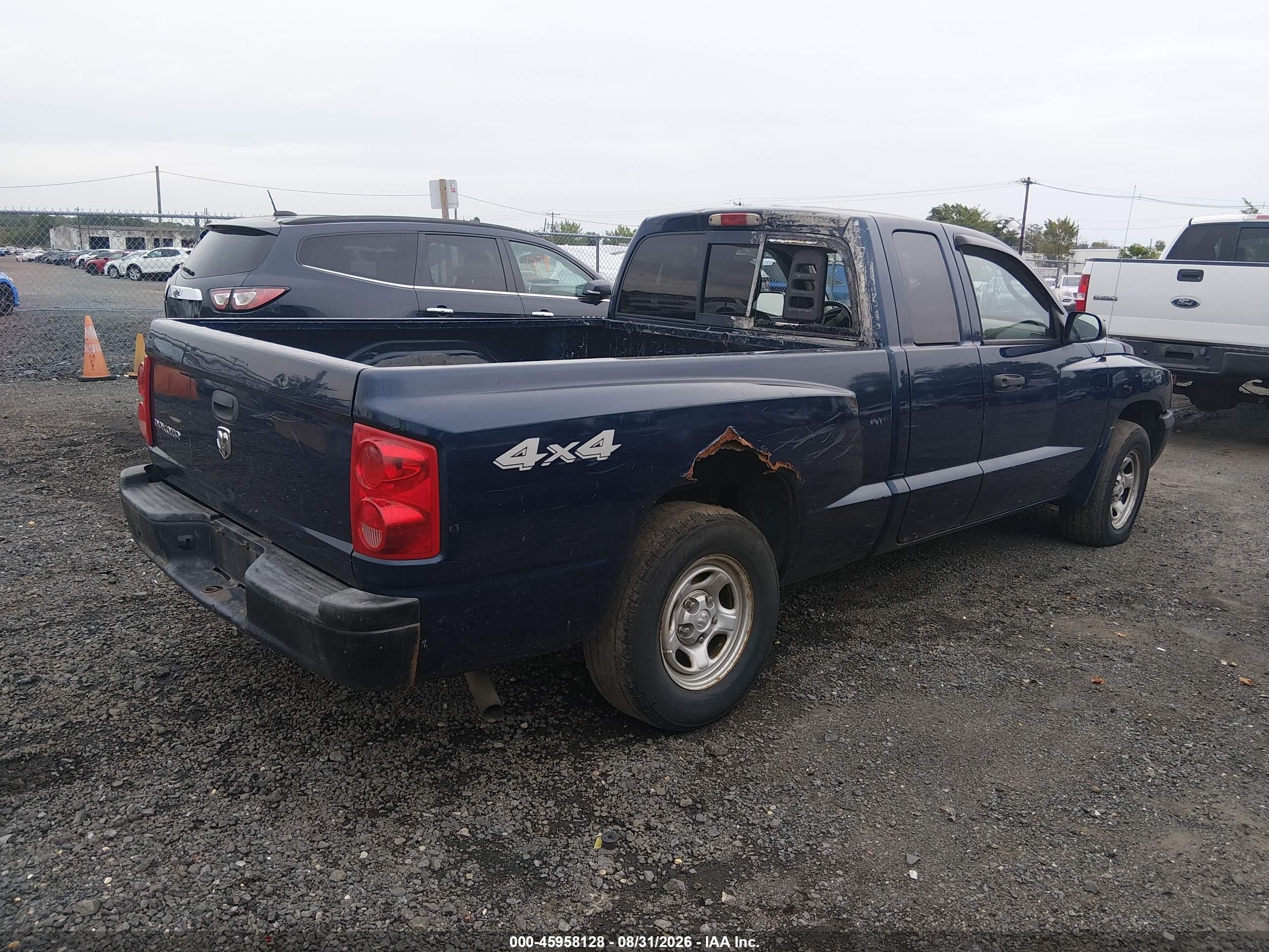 2005 Dodge Dakota St Blue vin: 1D7HW22K55S316250