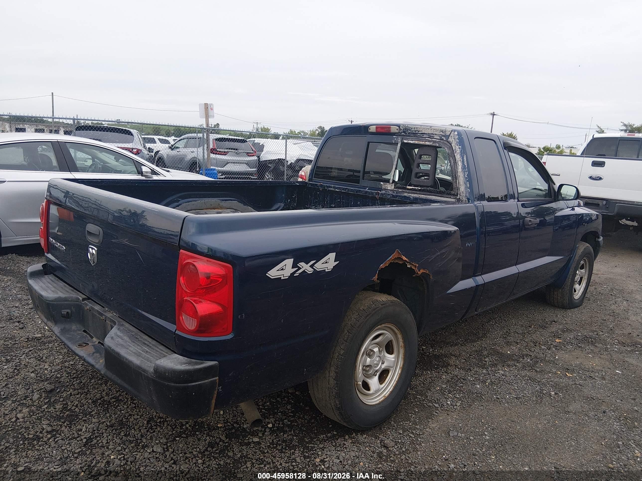 2005 Dodge Dakota St Blue vin: 1D7HW22K55S316250