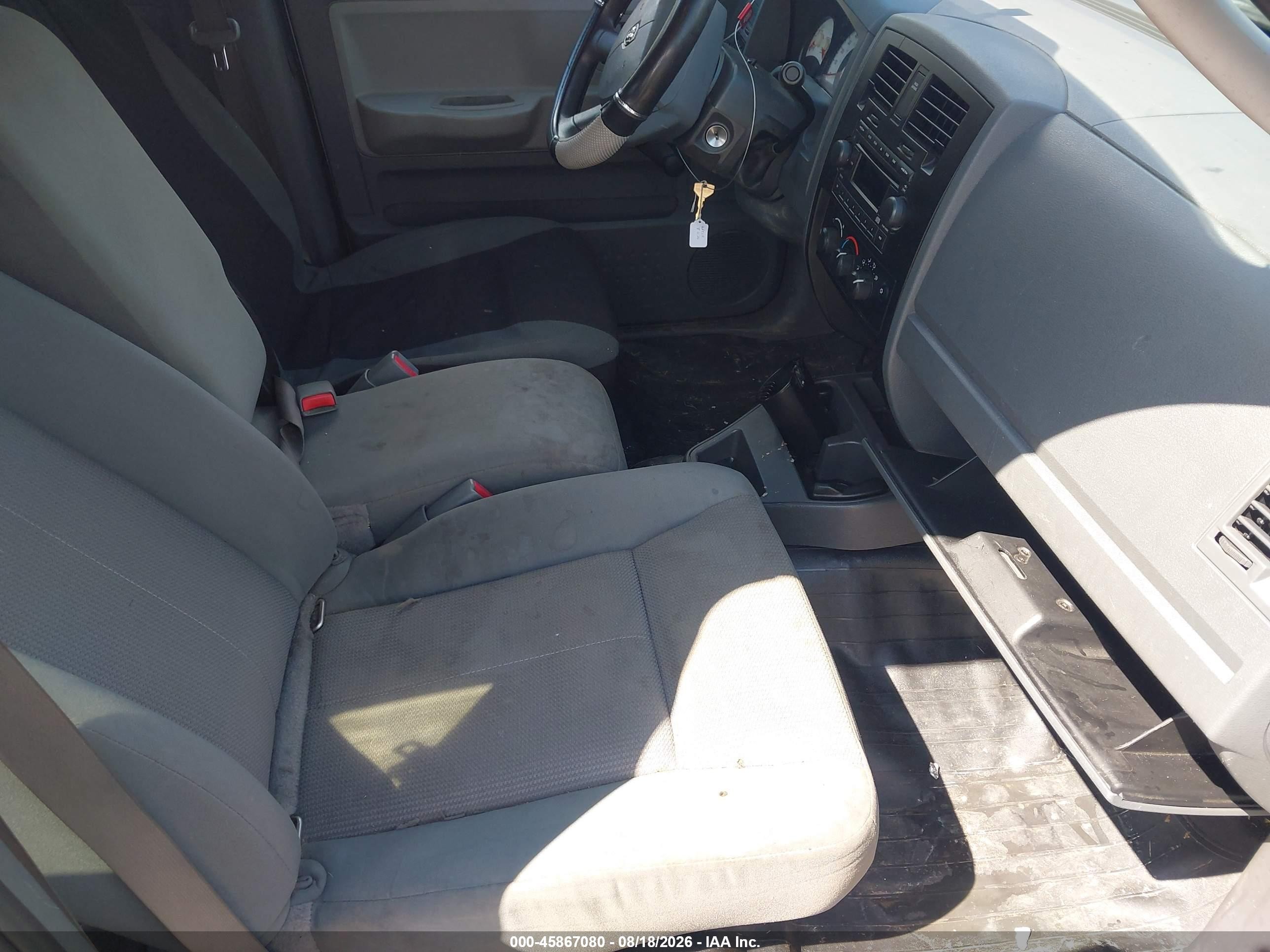 2005 Dodge Dakota St Silver vin: 1D7HW22K75S254219