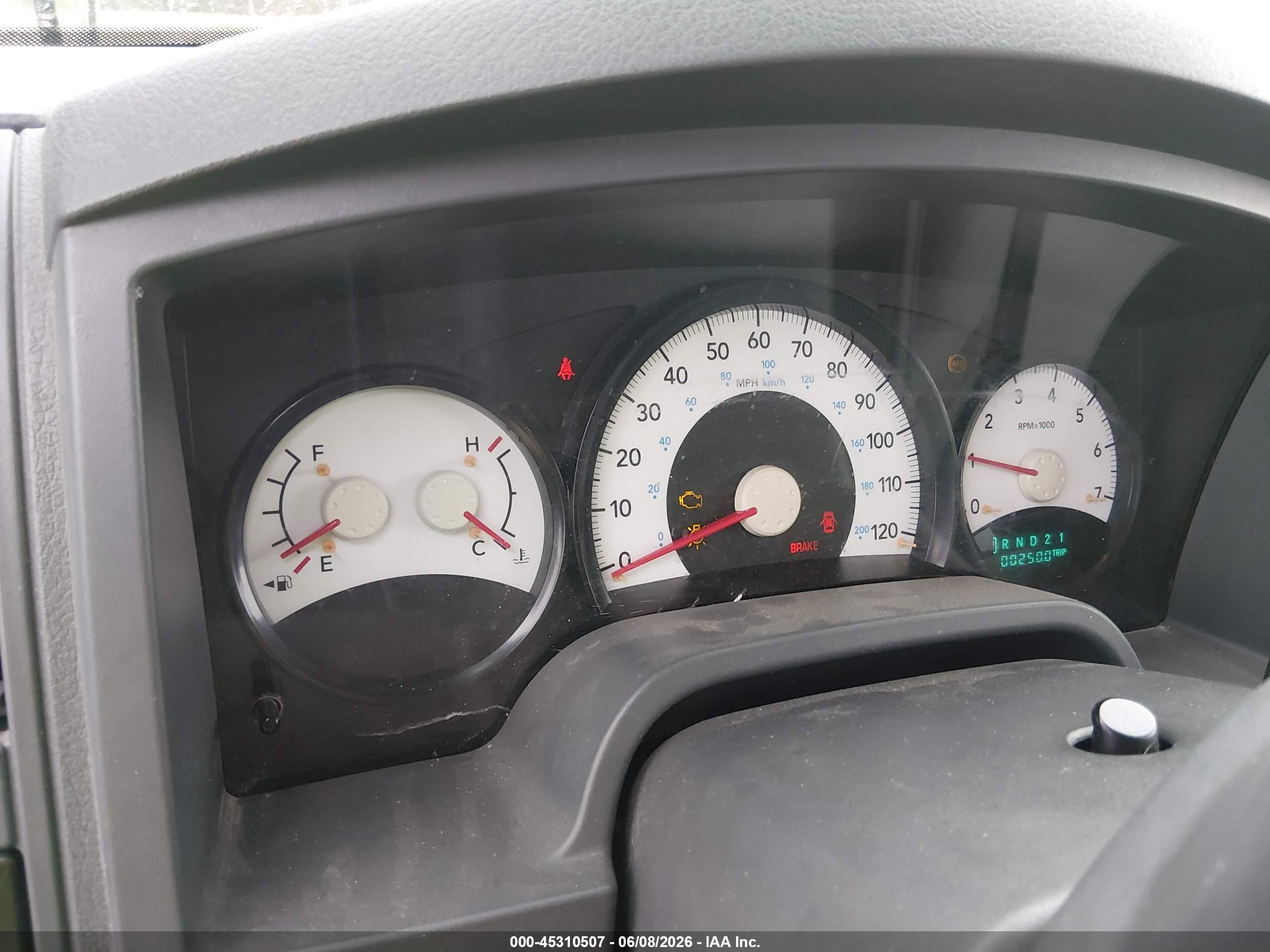 2005 Dodge Dakota St Silver vin: 1D7HW28K05S295766