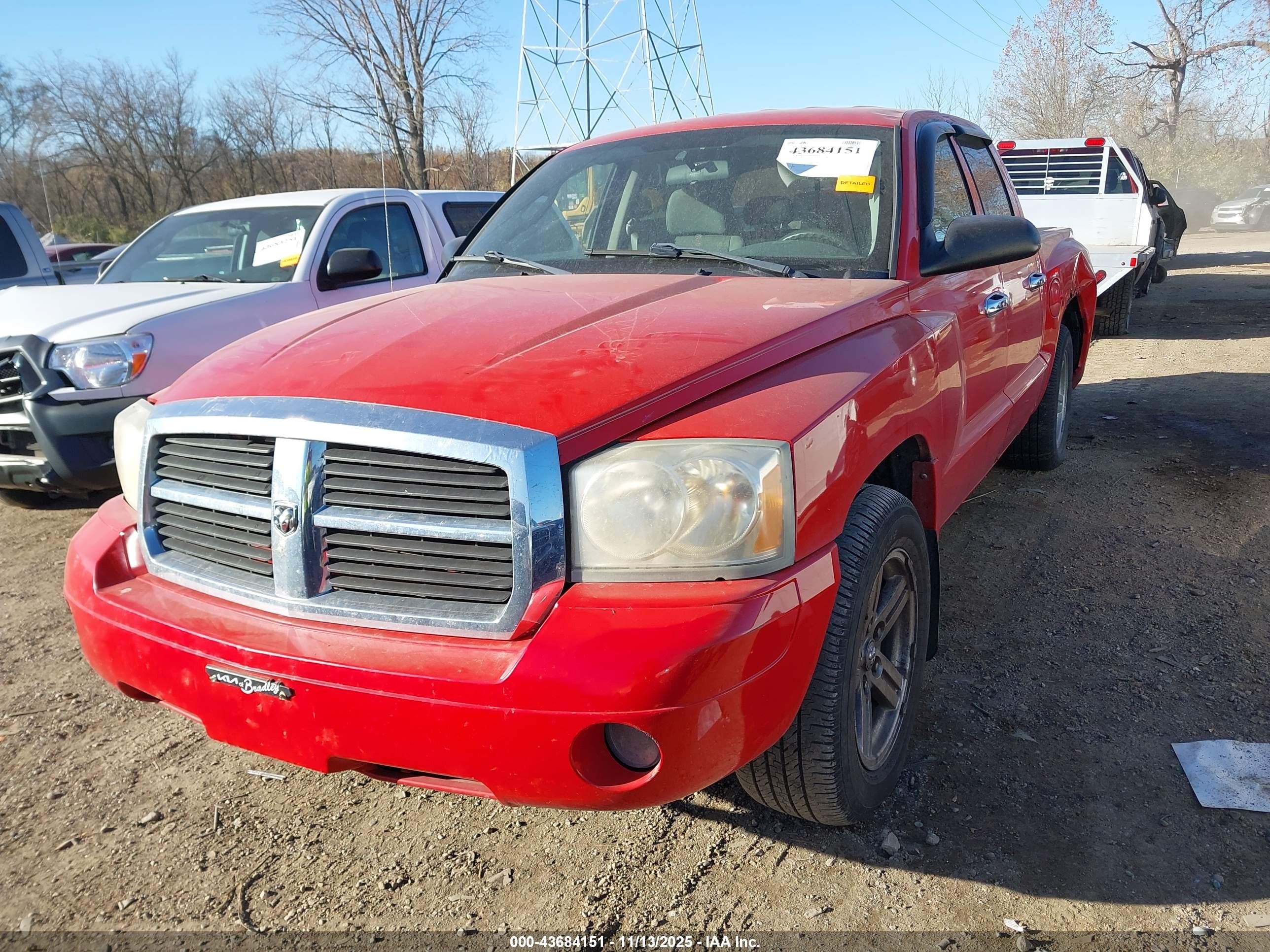 2007 Dodge Dakota St Red vin: 1D7HW28KX7S269856