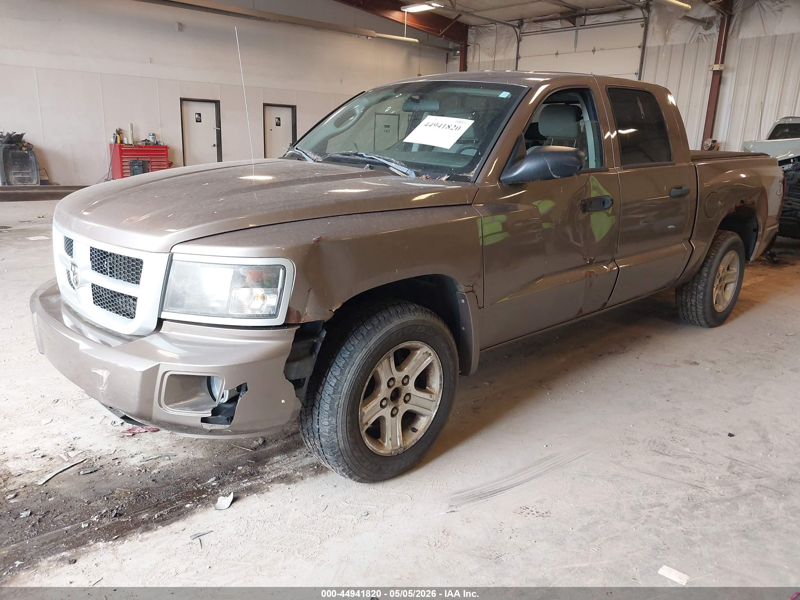 2009 Dodge Dakota Bighorn/lonestar Коричневый vin: 1D7HW38K59S779010